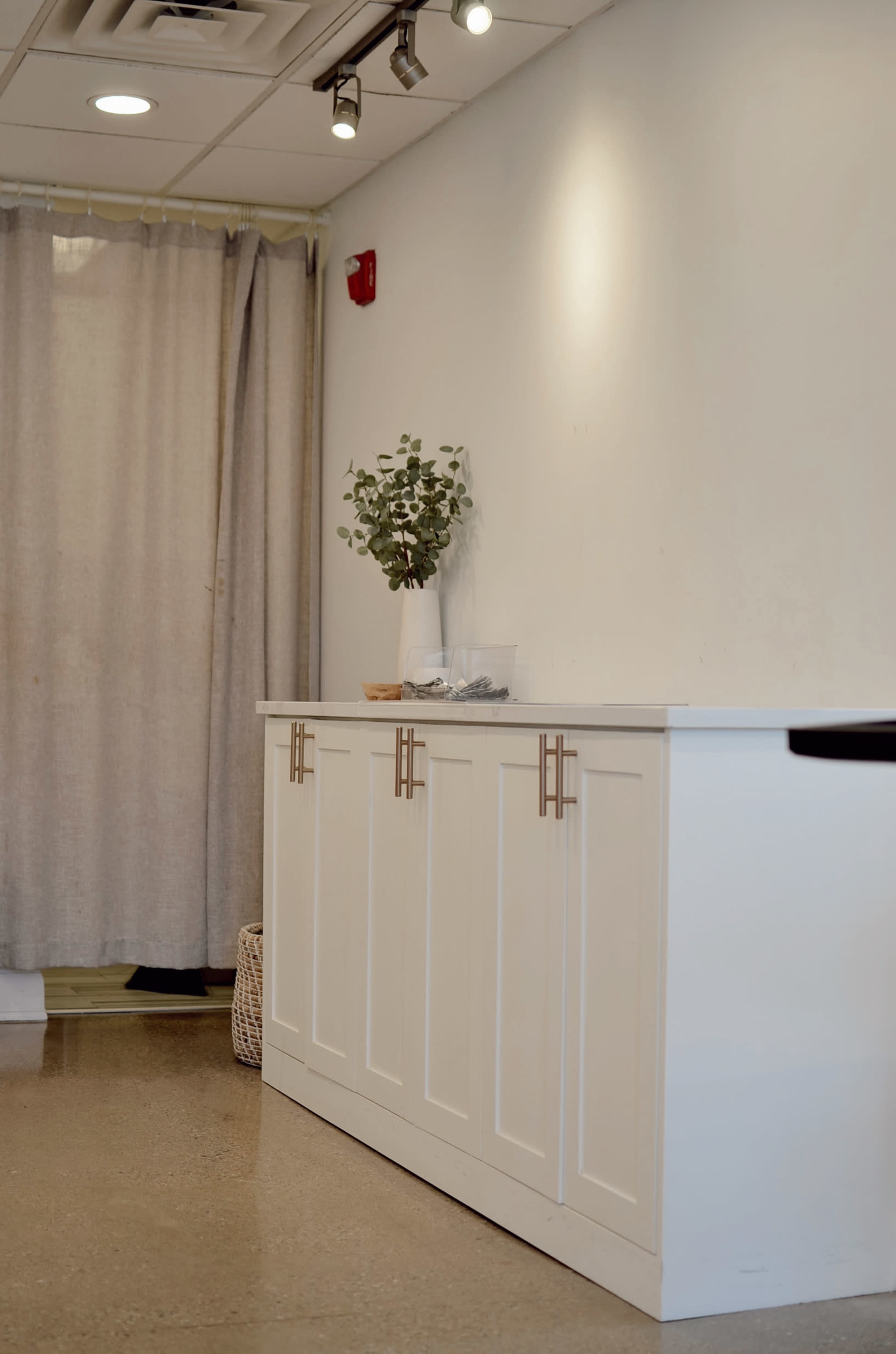 Bright Luxury Modern Hair Studio Image in Andover, Andover, MA