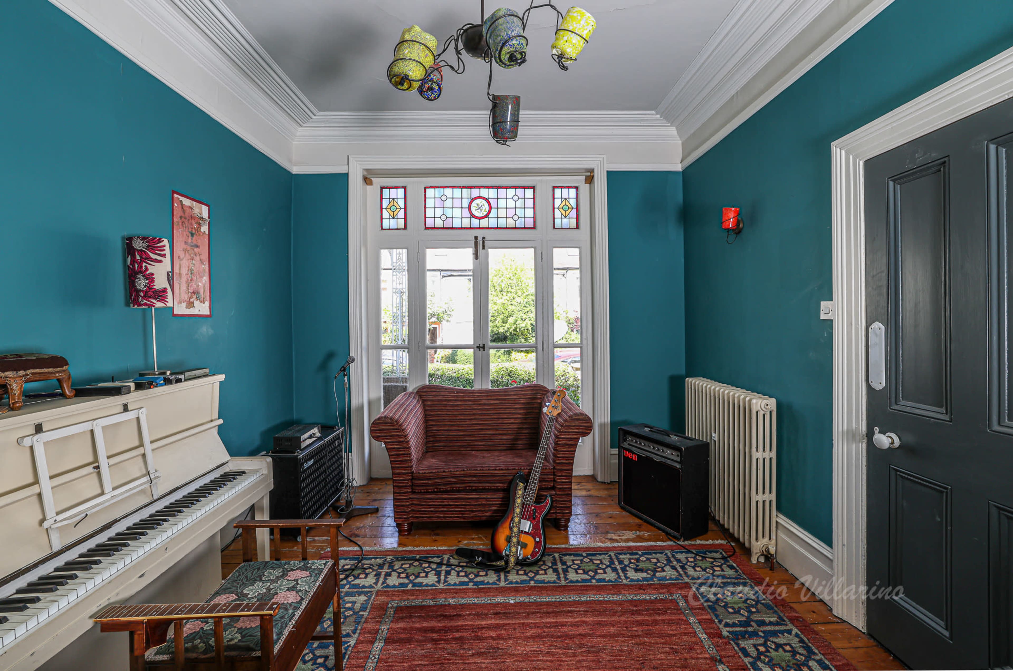 Large Victorian Villa with all Original Features Image in Friern Barnet, London, 