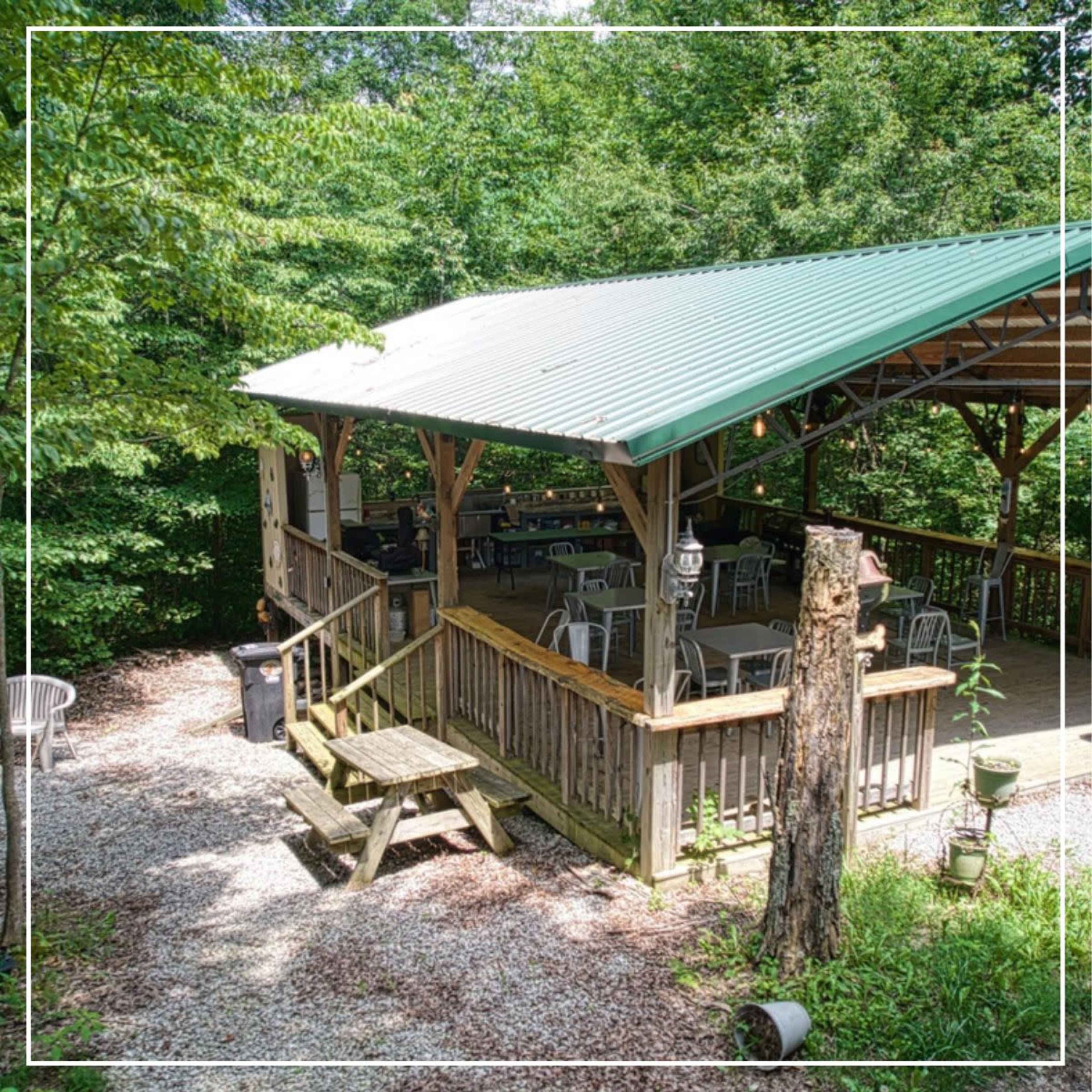 Hidden Paradise Farms Retreat: Scenic Cabins, Outdoor Kitchen, Regenerative Farming and Event Space Image in , CLARKRANGE, TN