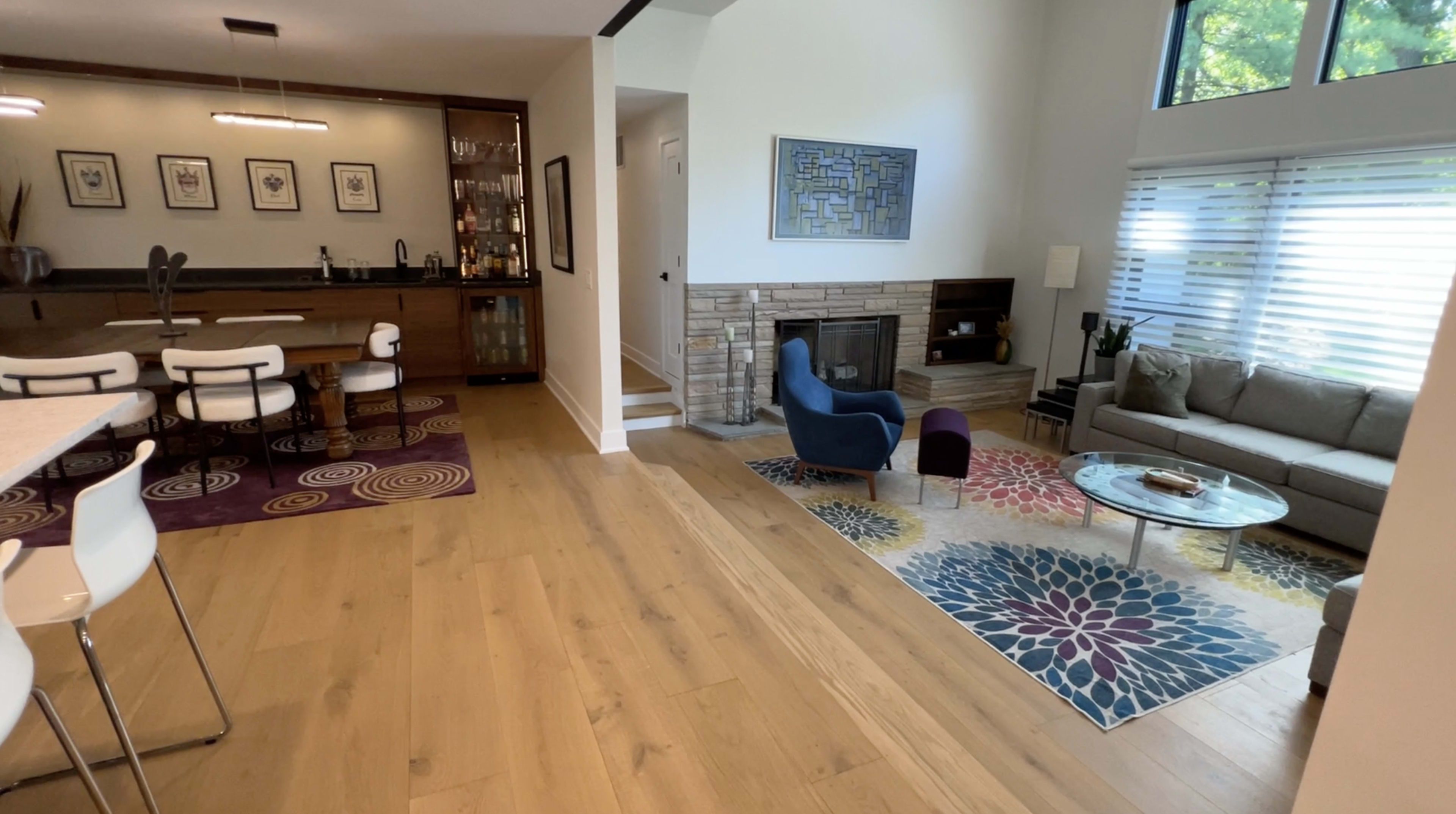 Contemporary Home in Beautiful Forest Preserve Setting Image in Downers Grove Township, DOWNERS GROVE, IL