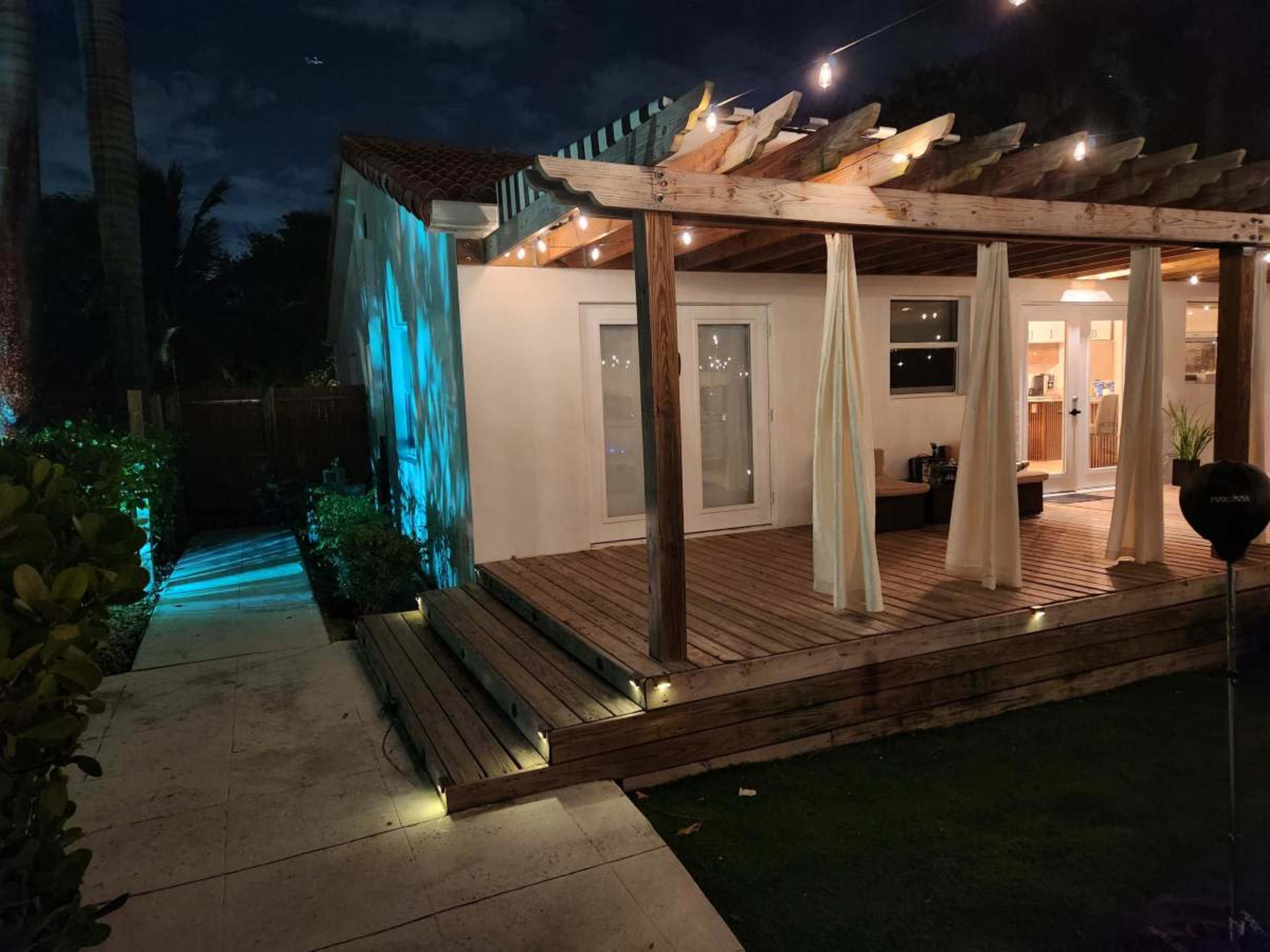 80 foot yacht waterfront property, large outdoor area, access to two yachts Image in Spring Garden, Miami, FL
