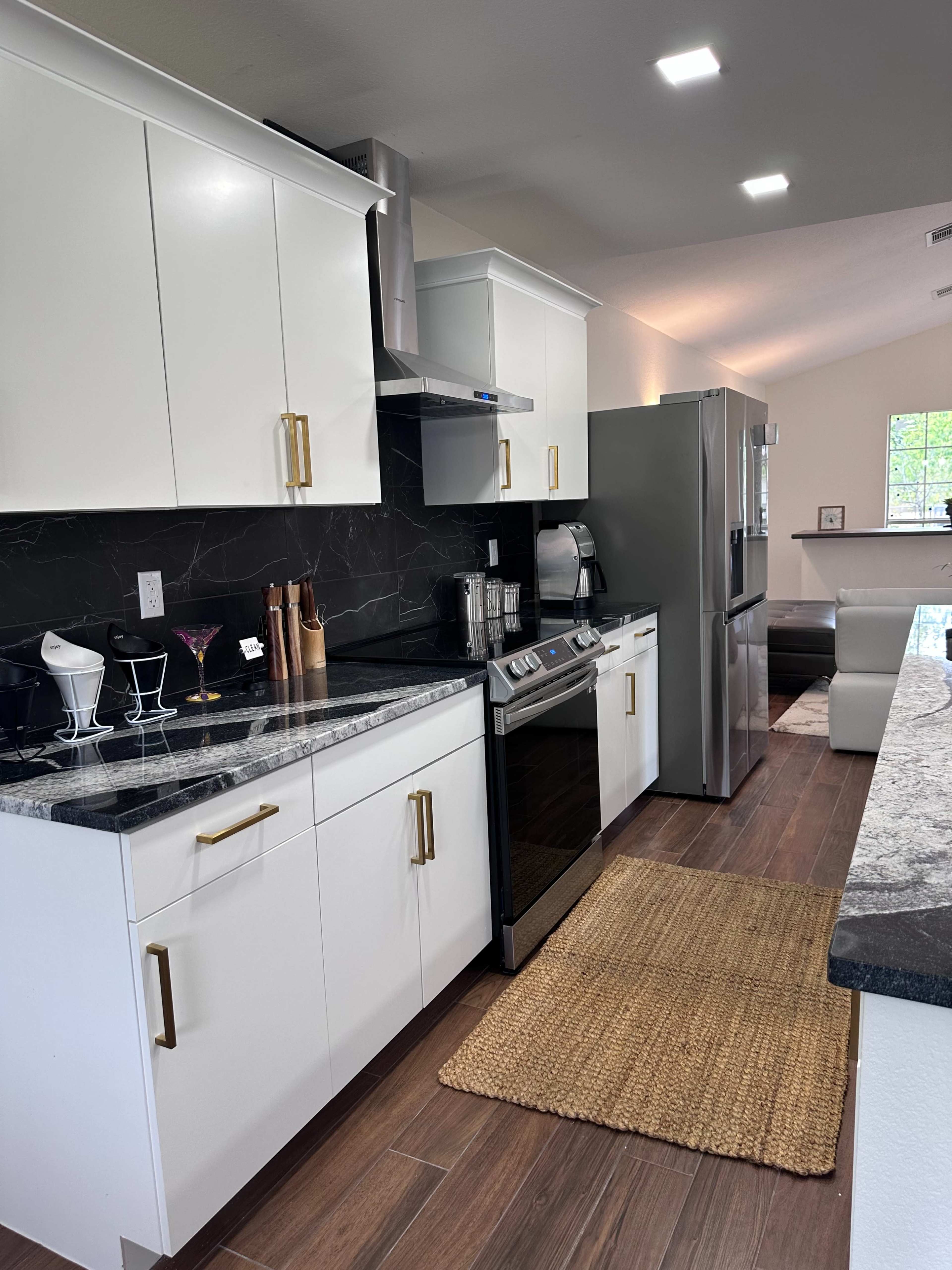 Luxury Retreats Homes Image in Shenandoah, Cedar Park, TX