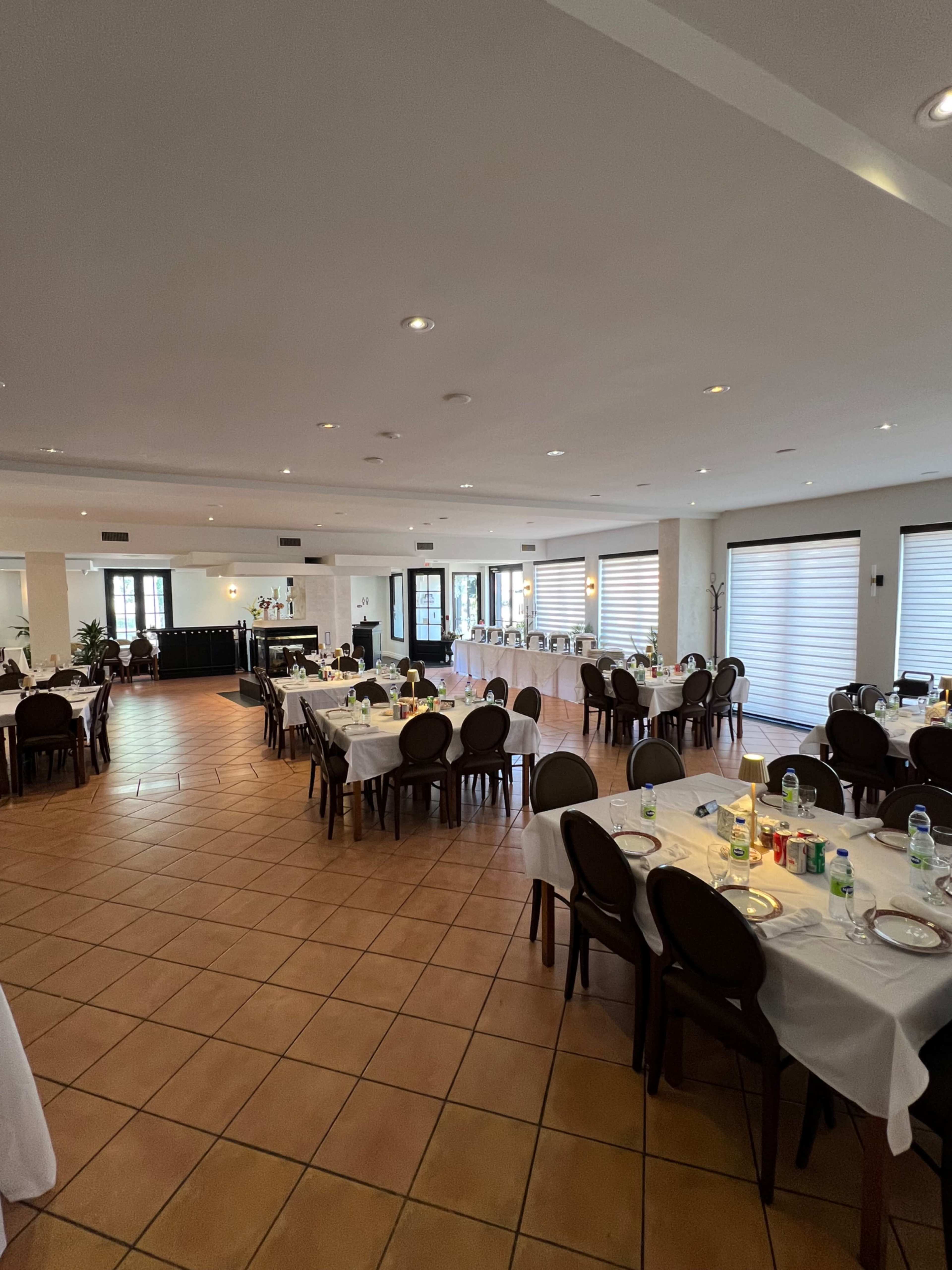 Midtown spacious space with patio Image in Newtonbrook West, Toronto, ON