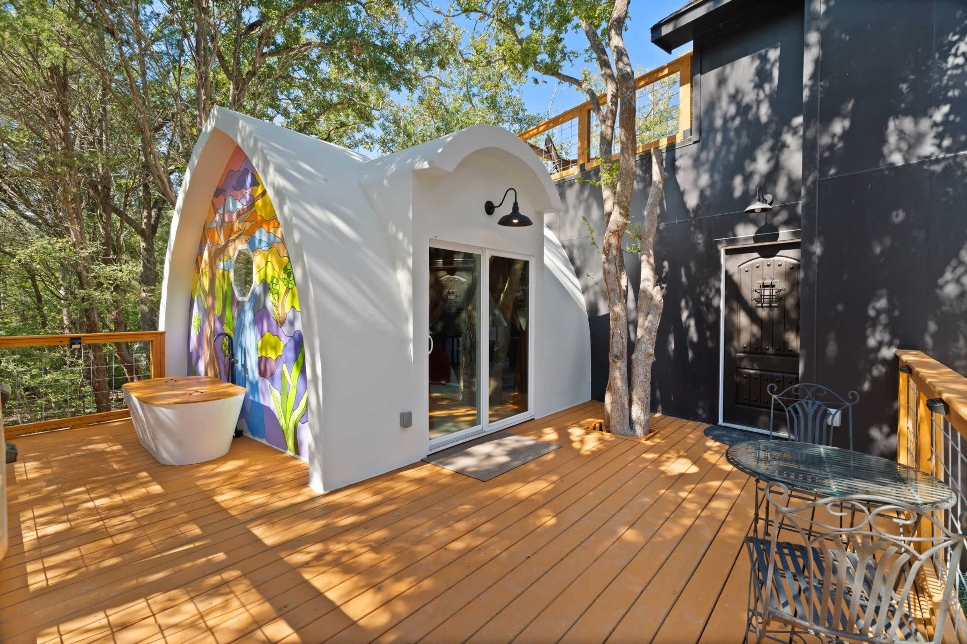 A Magical Glamping Resort Event Space (Sleeps 30) with Water Views Image in , Elgin, TX