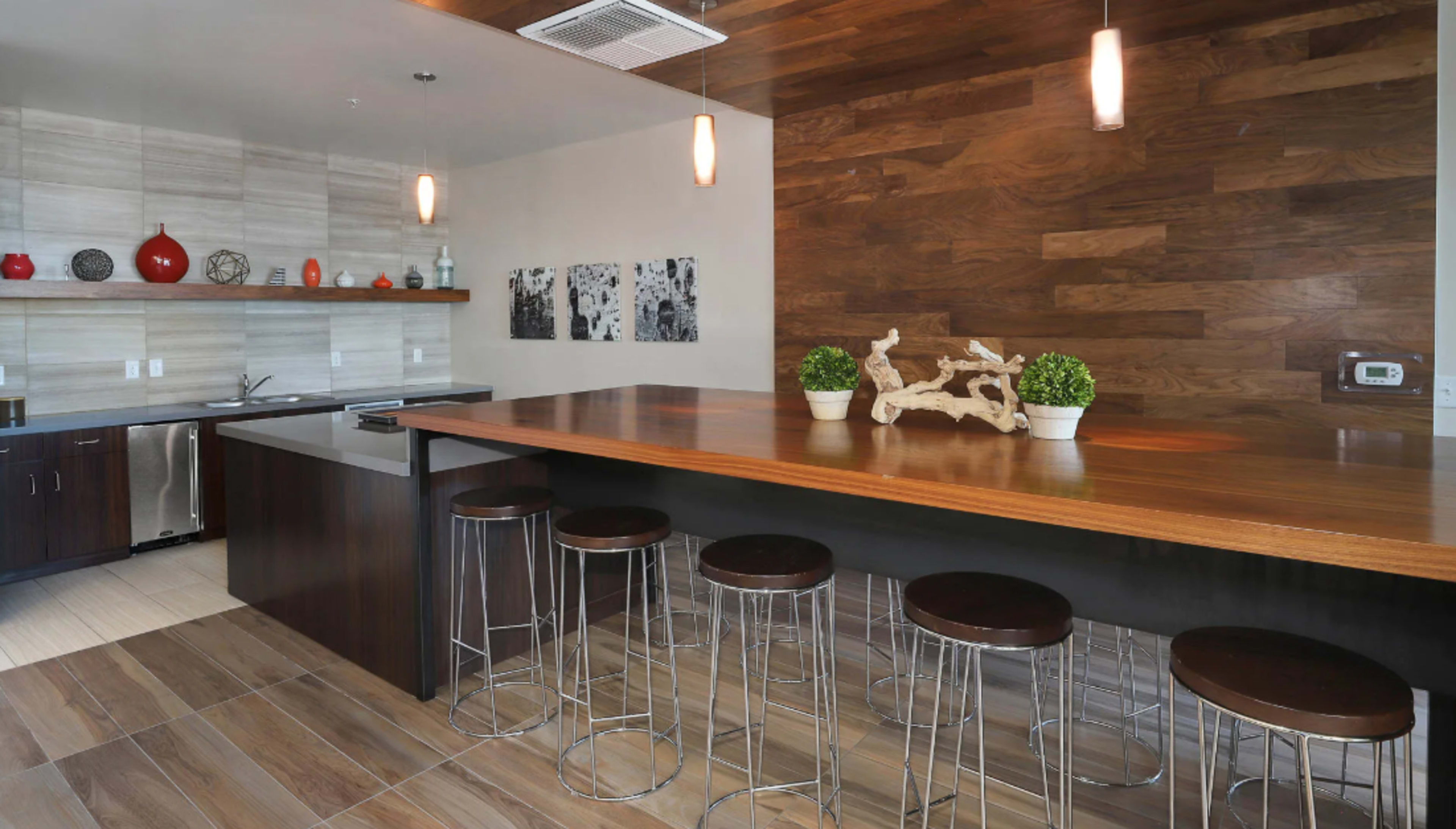 Suburban Clubroom with Mountain Views Image in North Westminster, Westminster, CO