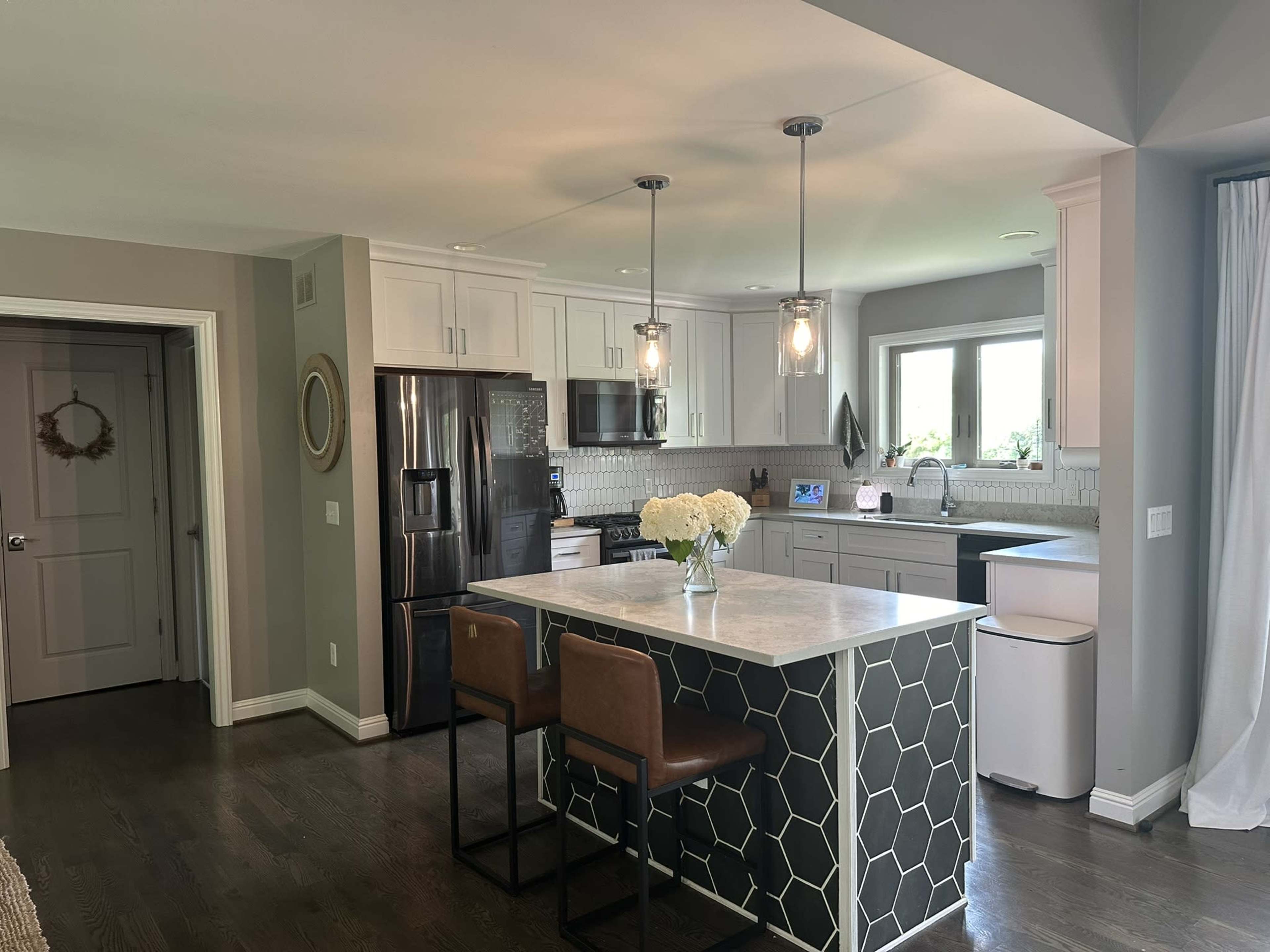 Modern Ranch for Photo Shoots, Meetings & More Image in Springfield Township, Clarkston, MI