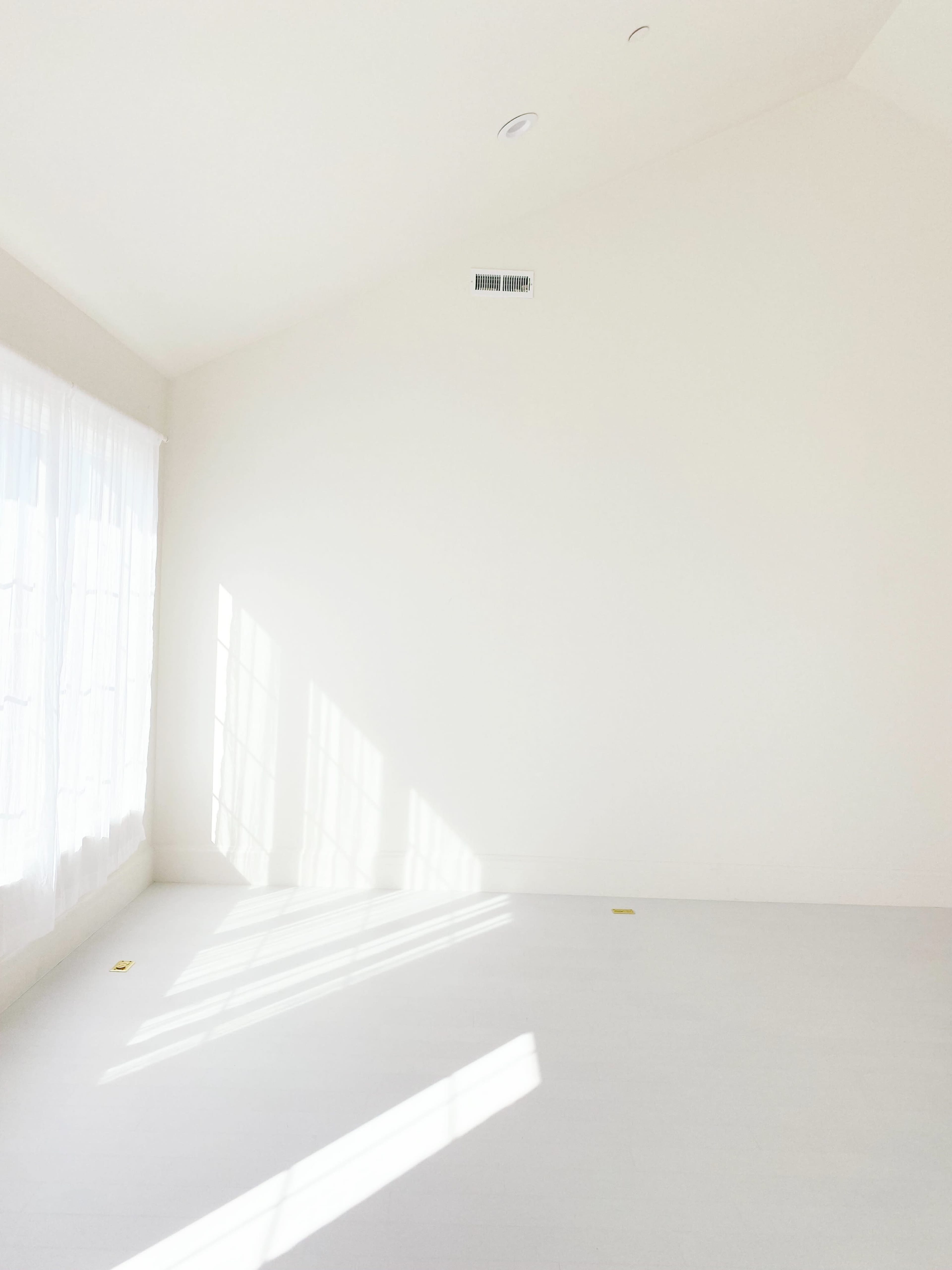 Luxury All White Natural Light Studio with Stunning Mountain View Image in Grand View North, Provo, UT