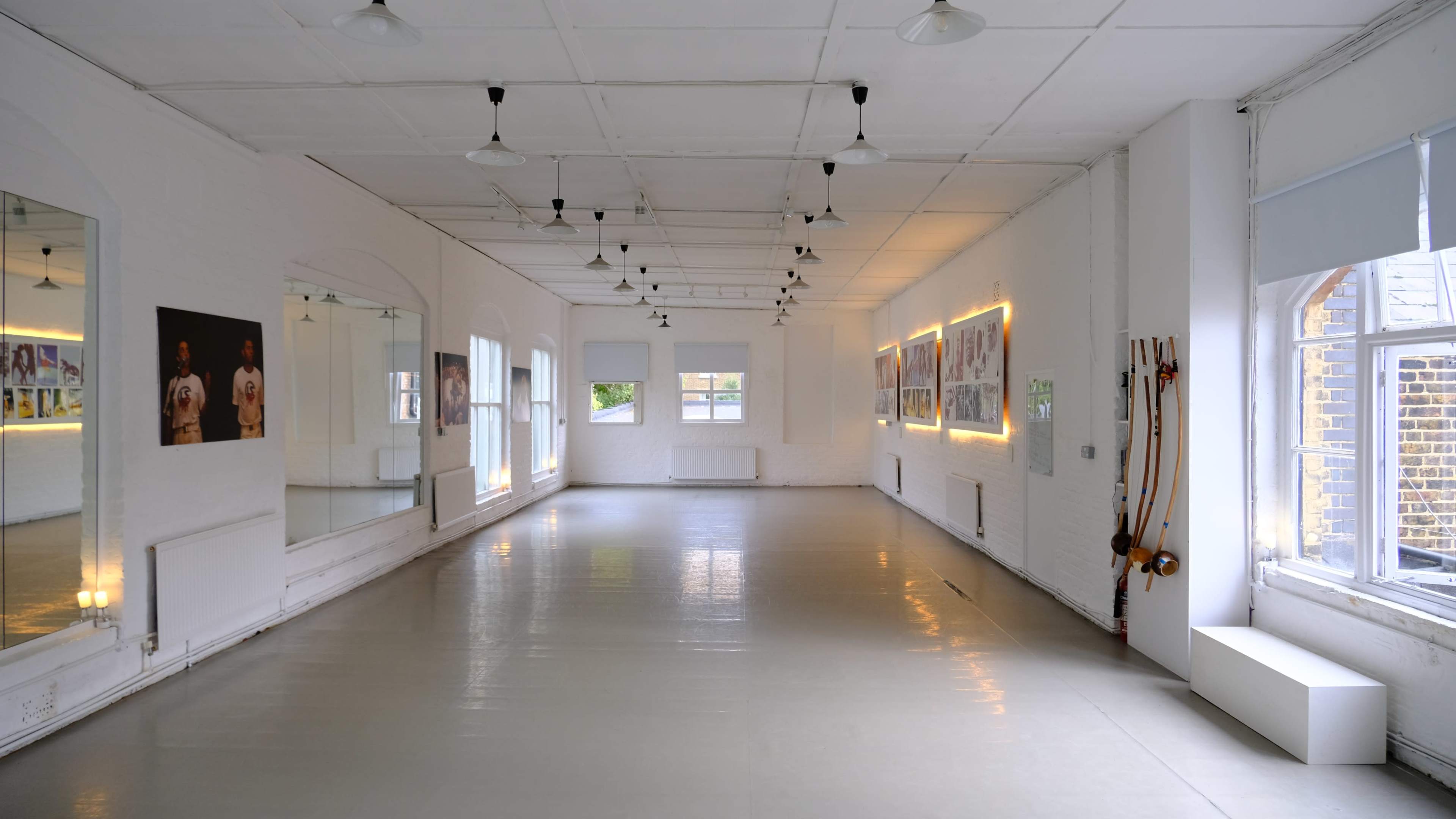 Natural light, open space studio for dance/rehearsals/wellbeing practices/castings. Image in Finsbury Park, London, ENG