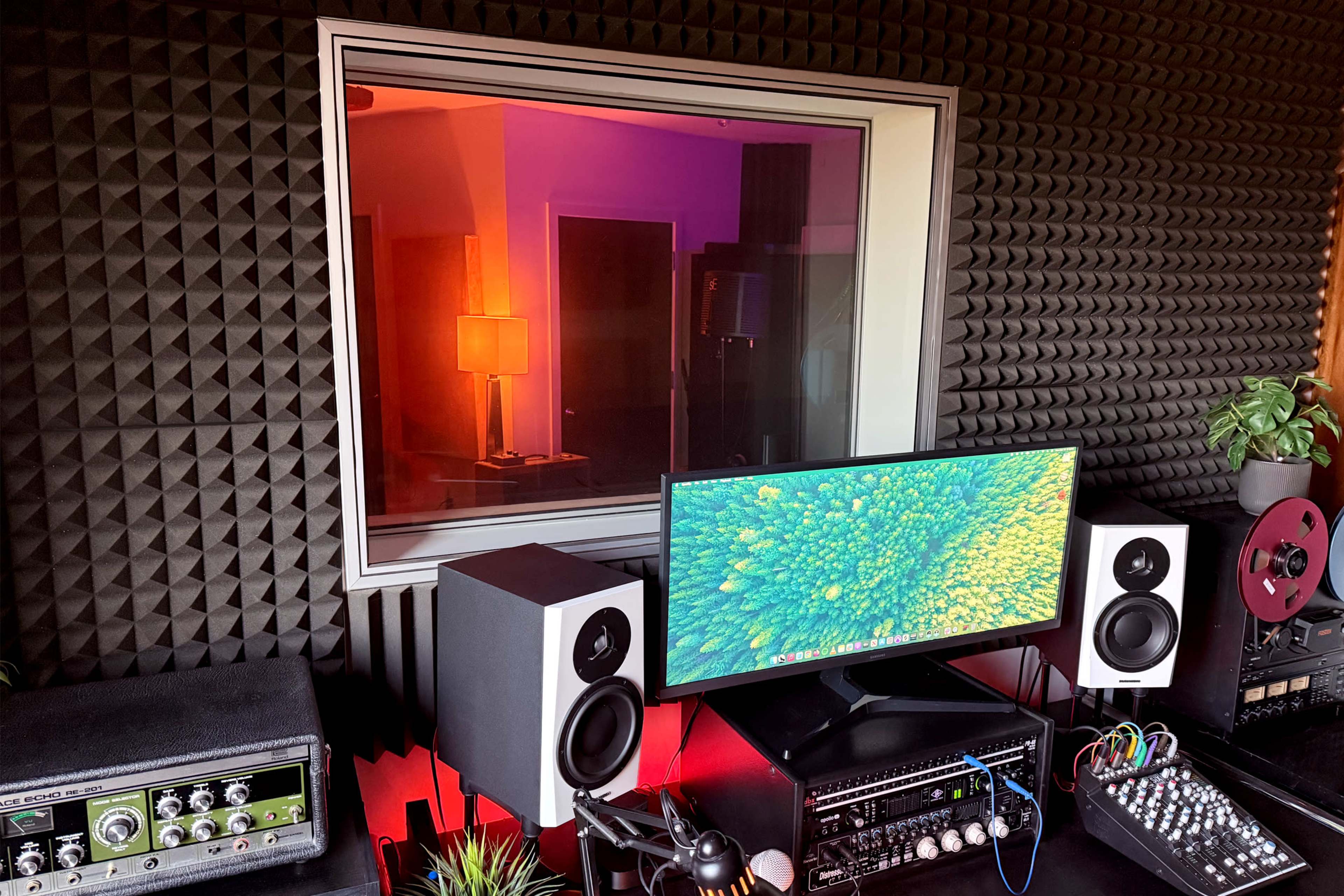 The Barber Shop Recording Studio Image in Echo Park, Los Angeles, CA