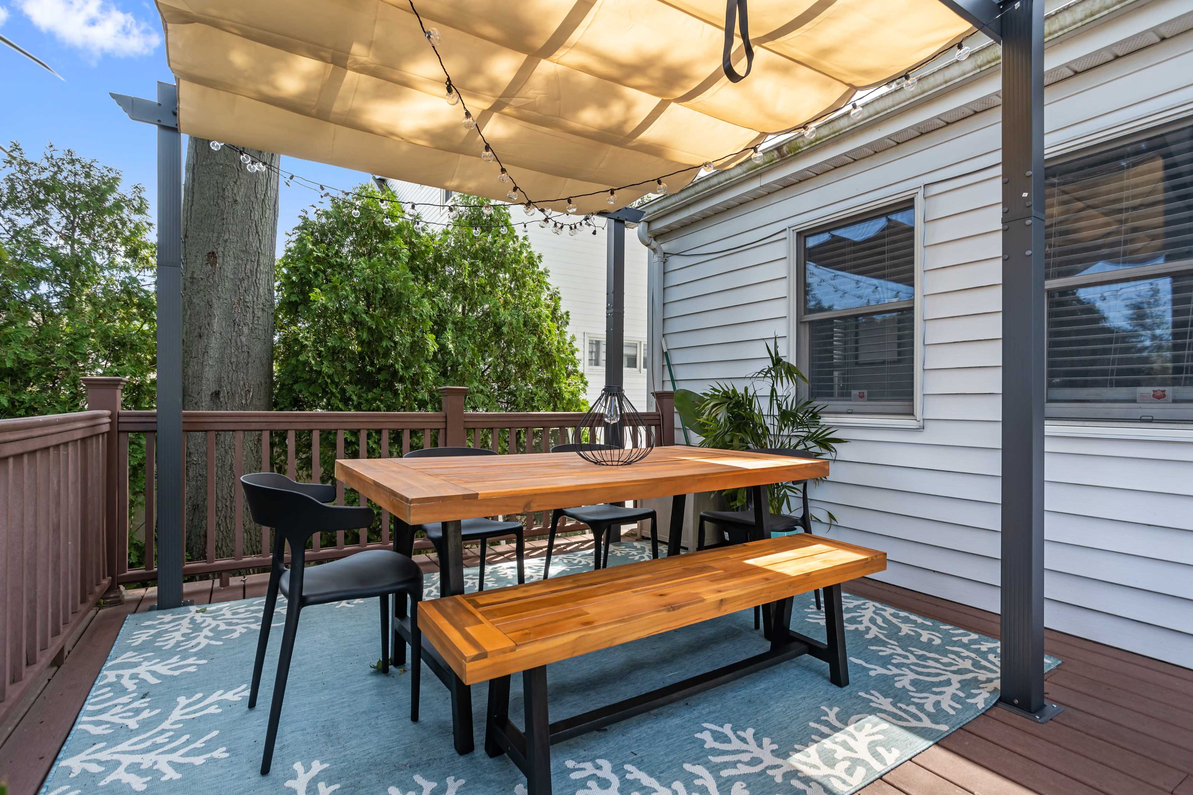 Modern Outdoor Lounge with Sophisticated Vibes Image in Hempstead, Valley stream, NY