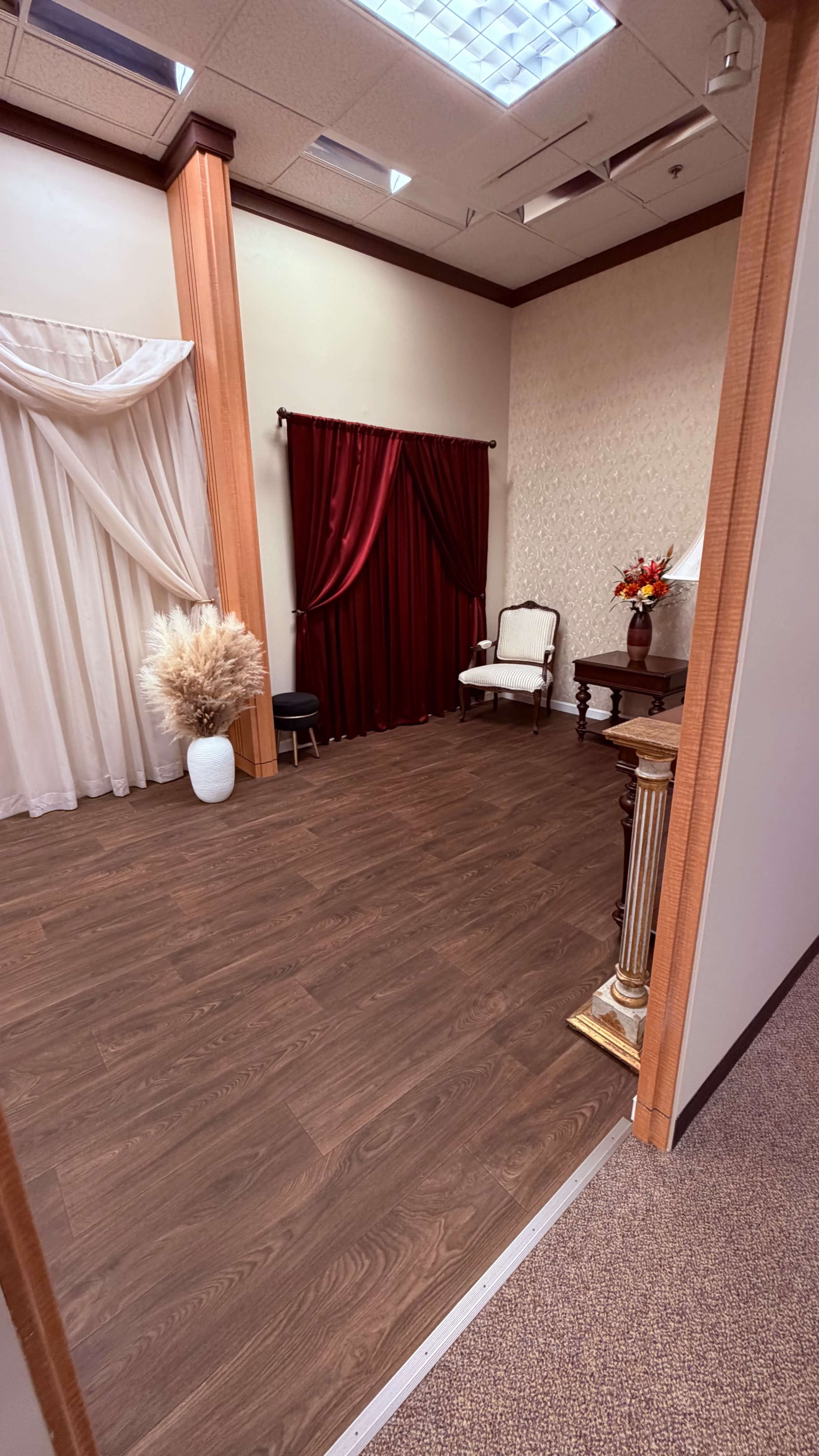 Vintage room Image in Applewood, Lakewood, CO