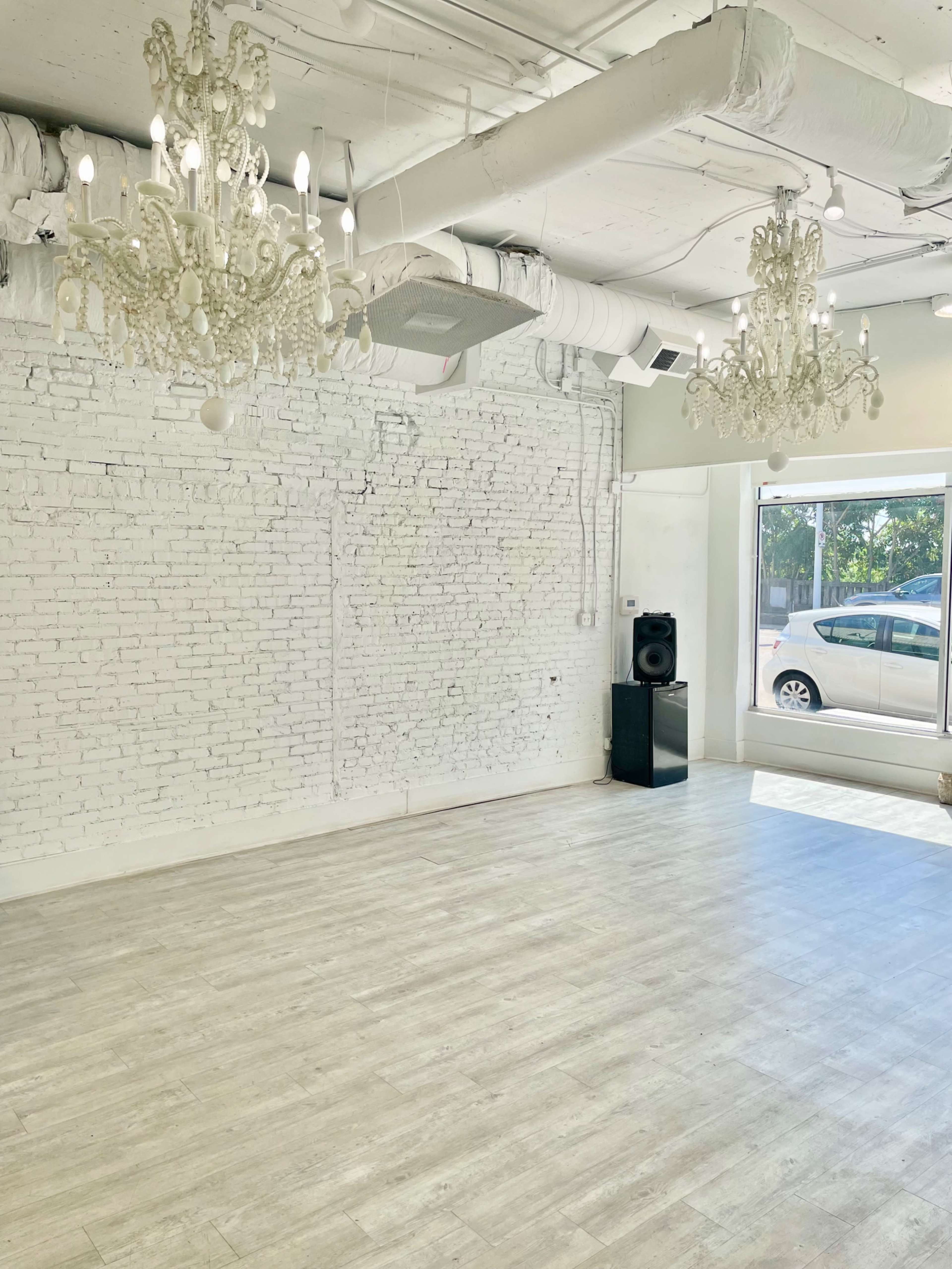 “Downtown Industrial/ Modern space with Natural light” Image in Downtown Atlanta, Atlanta, GA