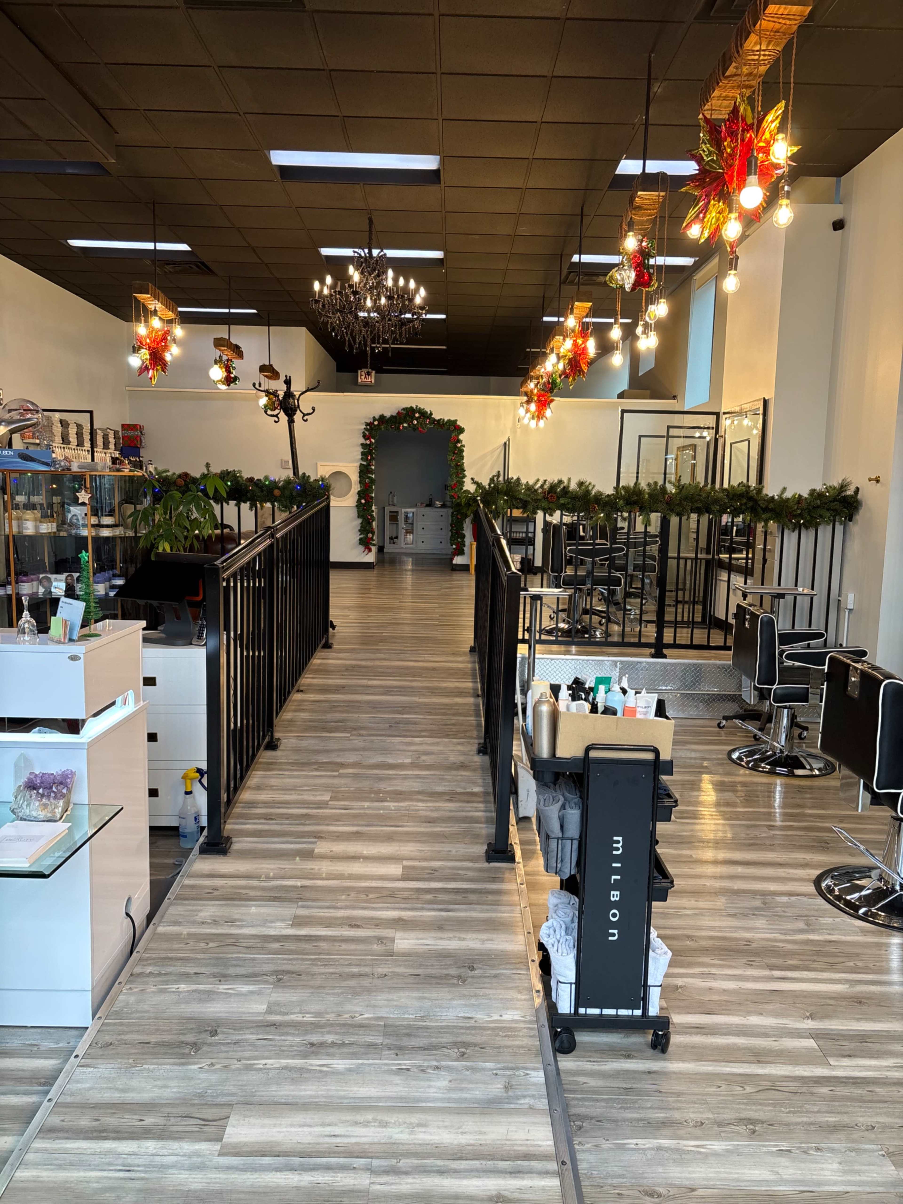 Heart of Andersonville space Image in Edgewater, Chicago, IL