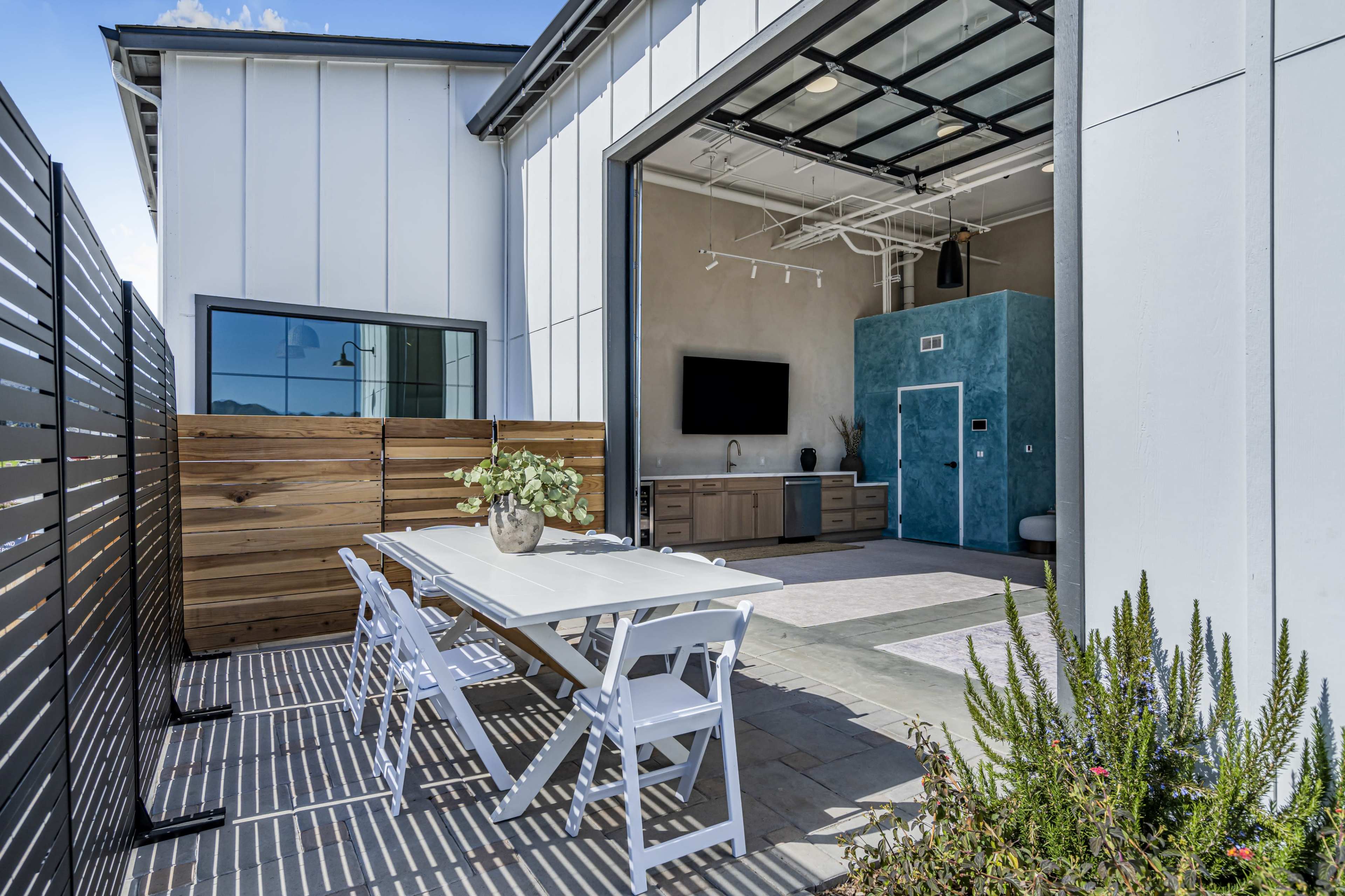 Relaxed and Refined Event Studio with Indoor-Outdoor Amenities in SLO Image in San Luis Obispo, San Luis Obispo, CA