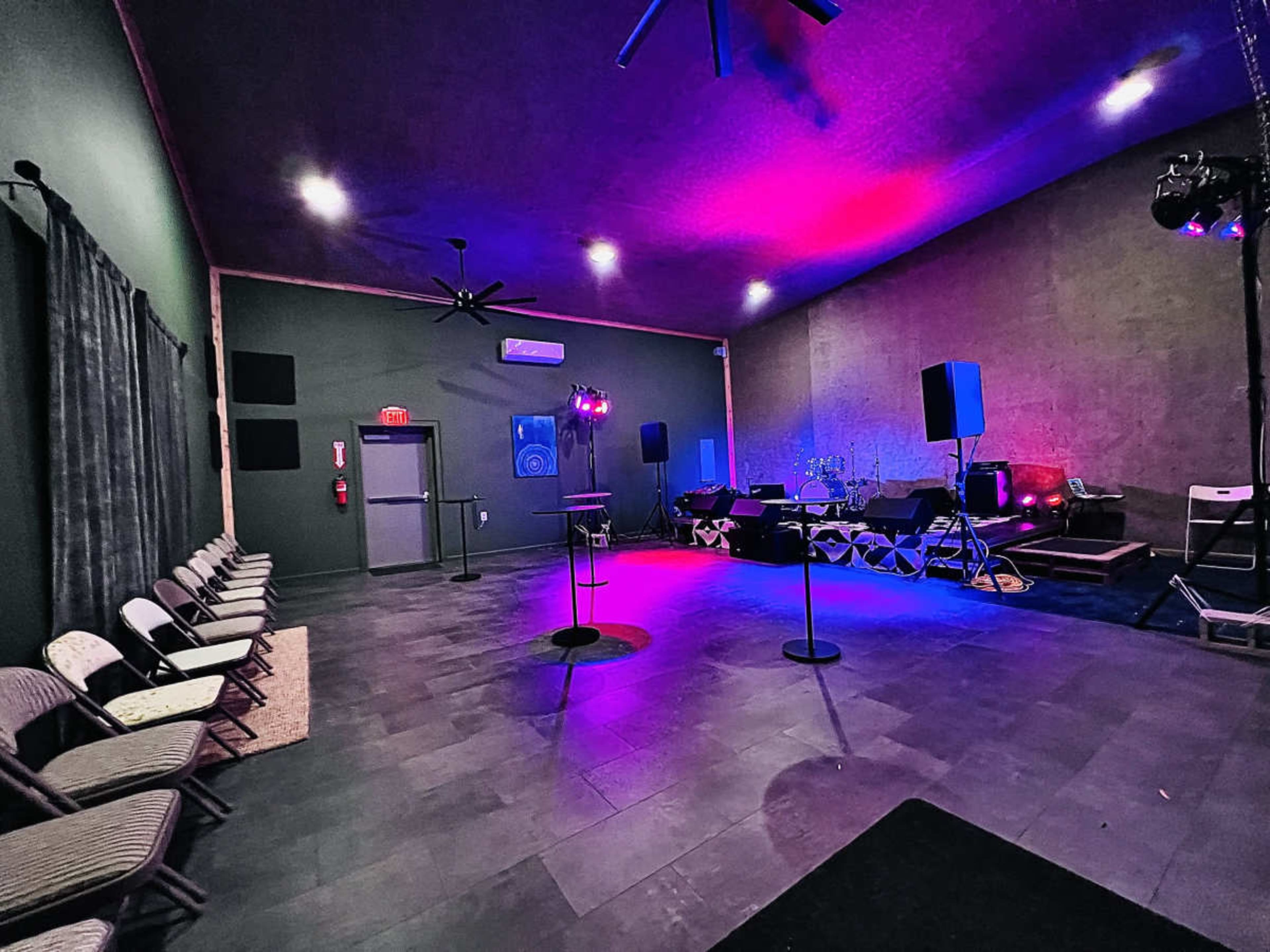 live music, photo shoots, video shoots, small events, great sound and vibe, private entrance and outdoor yard Image in North Lamar, austin, TX