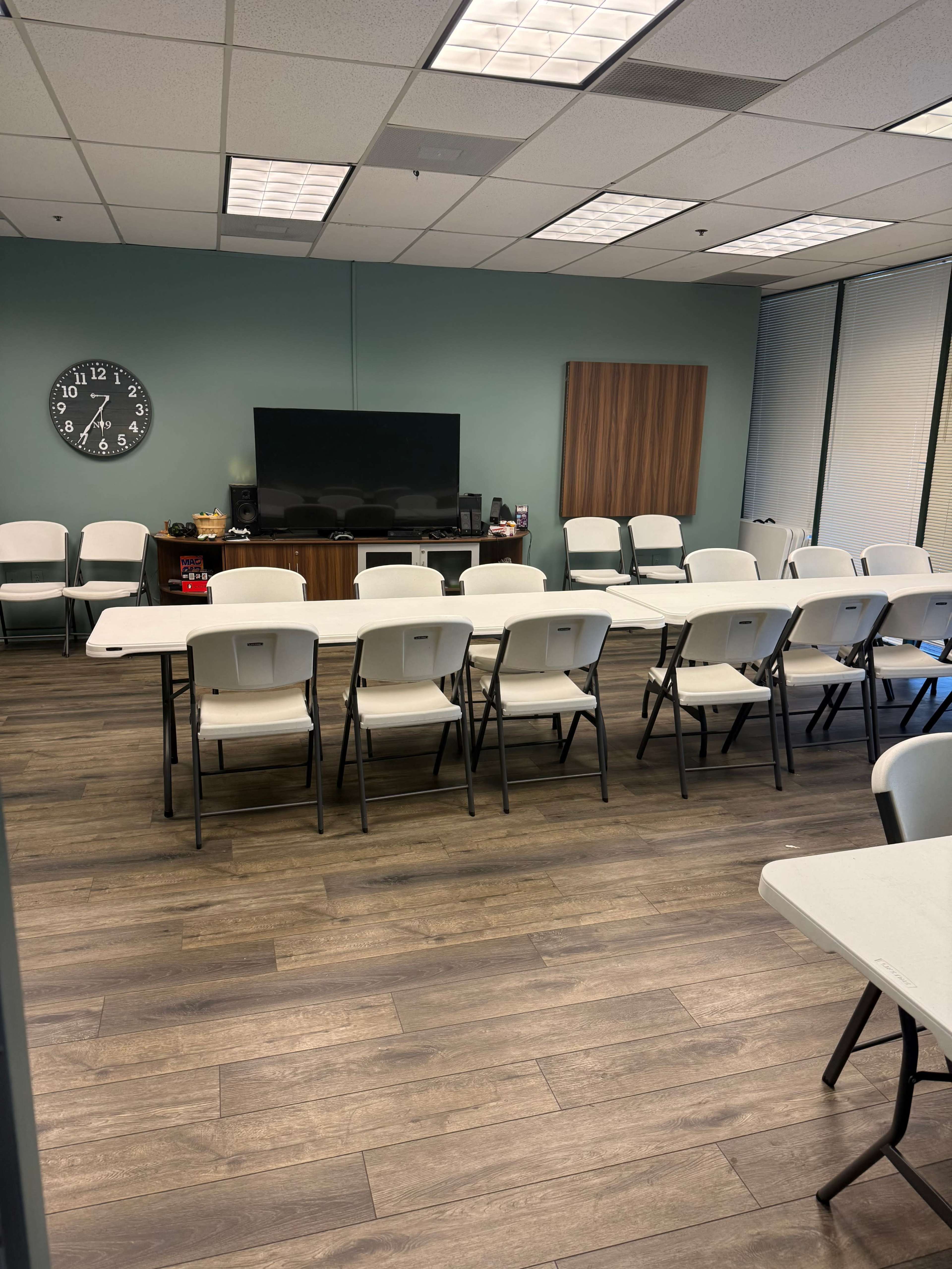 Roomy and comfortable space Image in , Marietta, GA