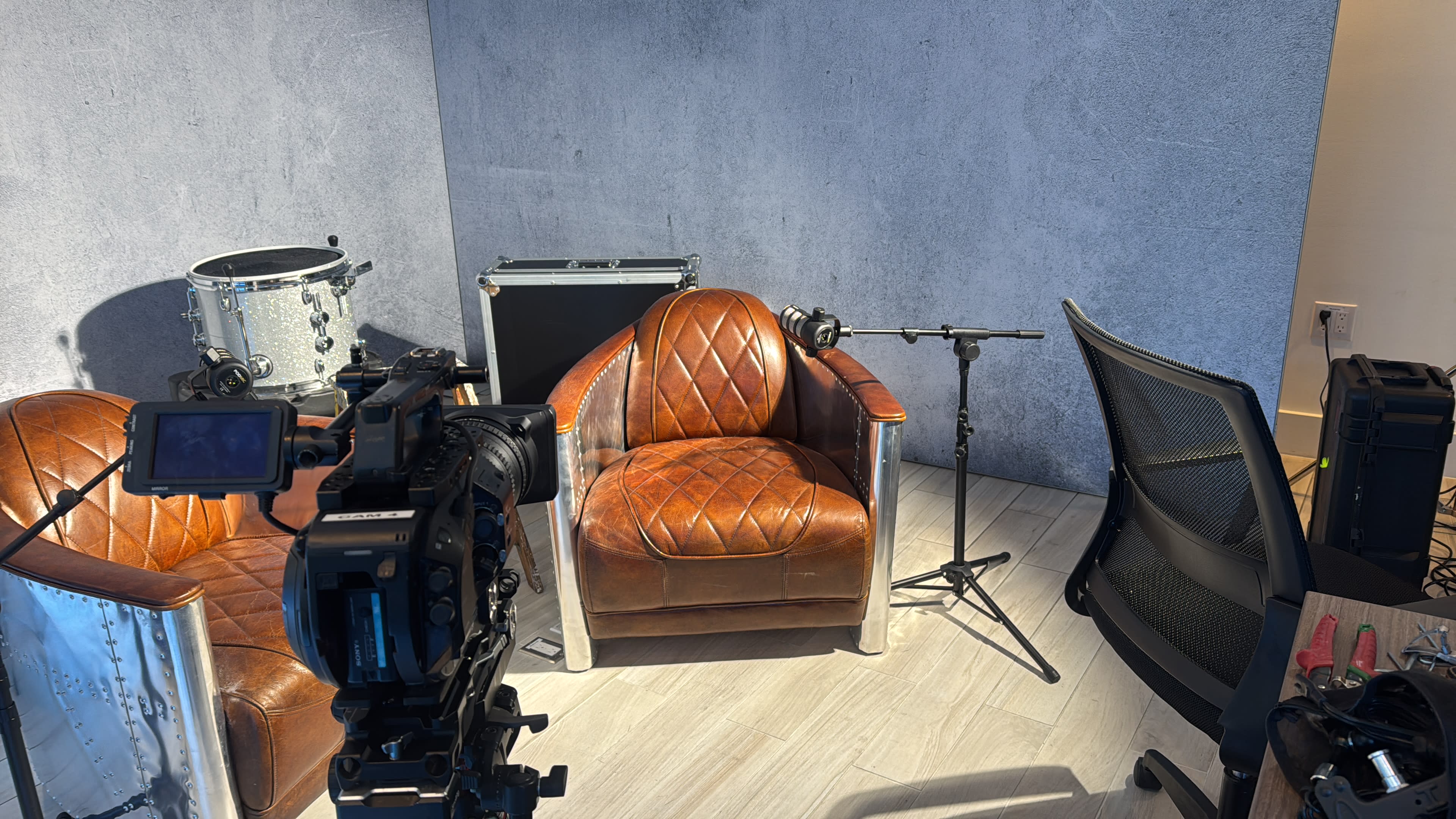 Podcast studio ready for record or live streaming Image in Flagami, Doral, FL