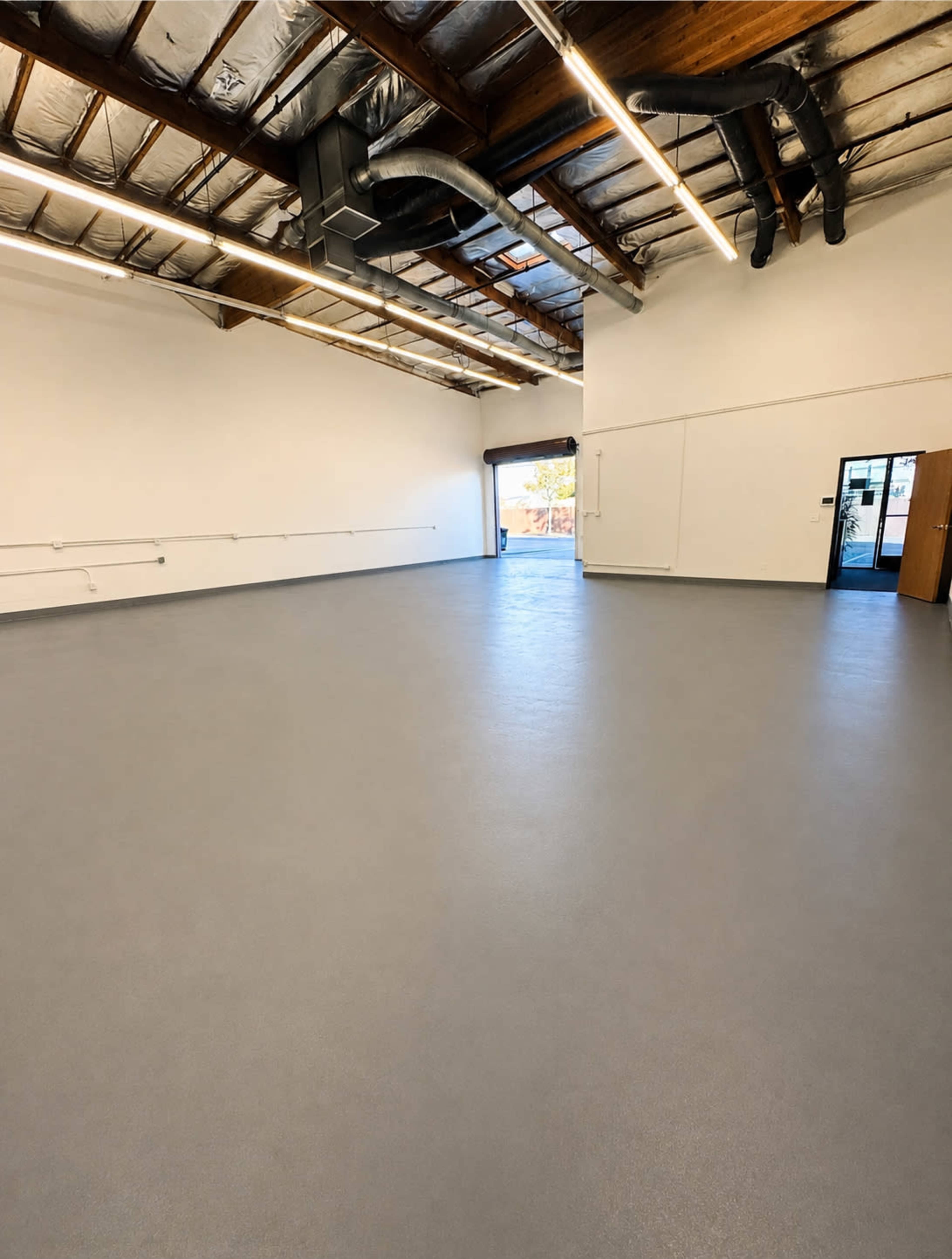 MULTI-PUPOSE SPACIOUS WAREHOUSE Image in Upland, Upland, CA
