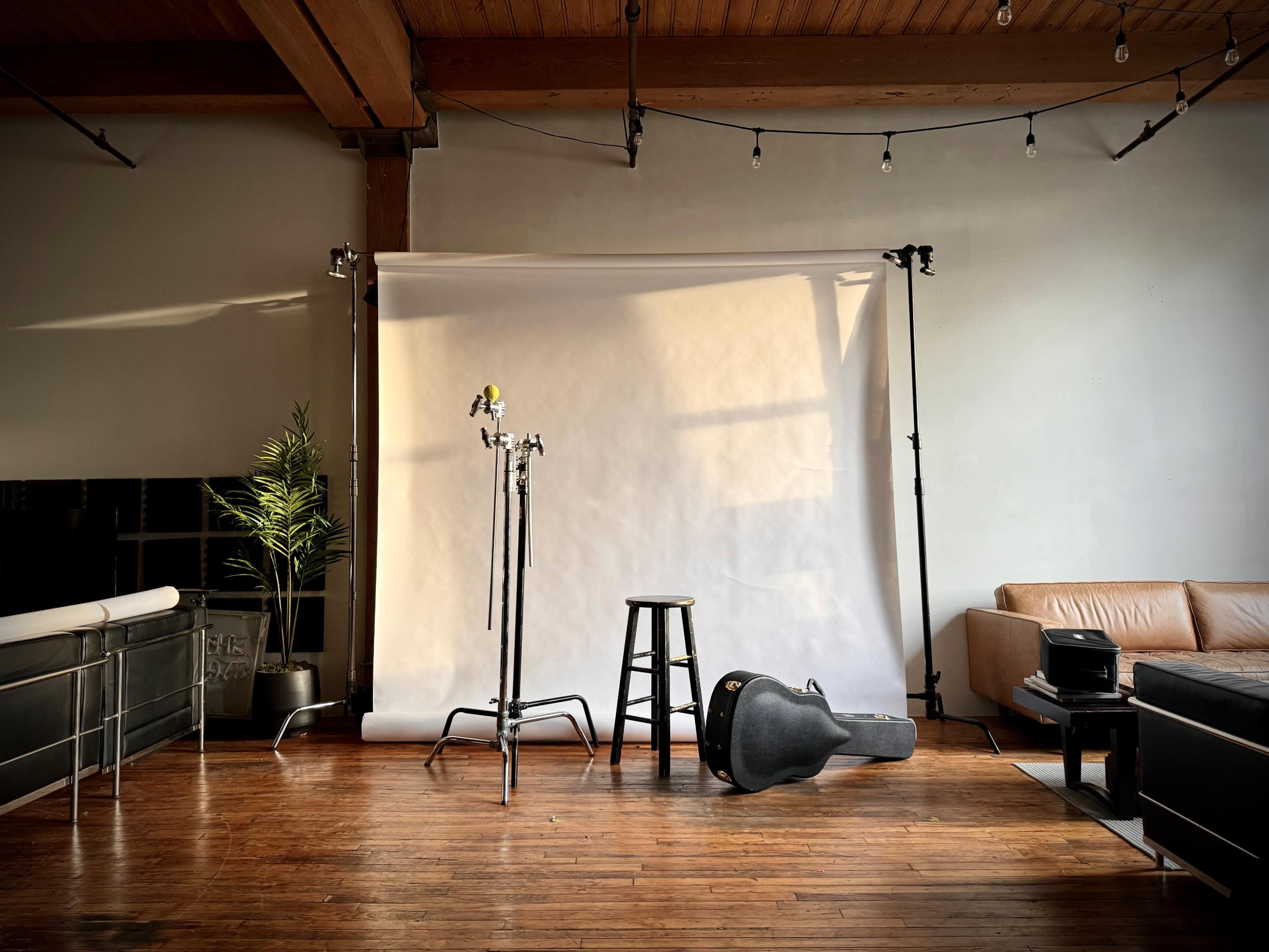 Photo Studio, Podcast Space and Co-Working Loft Image in West Town, Chicago, IL