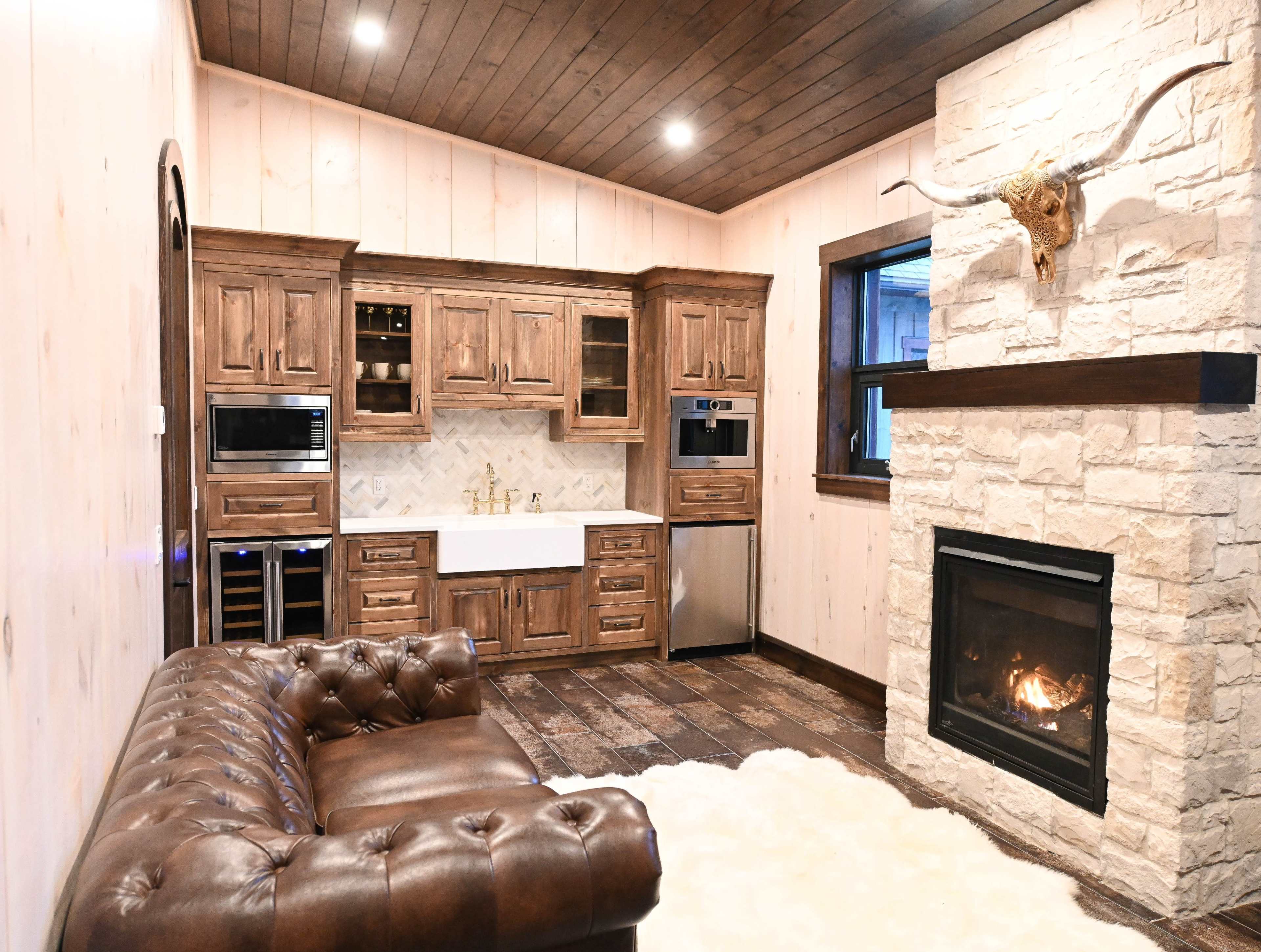 Luxury Barn Image in King, Schomberg, ON