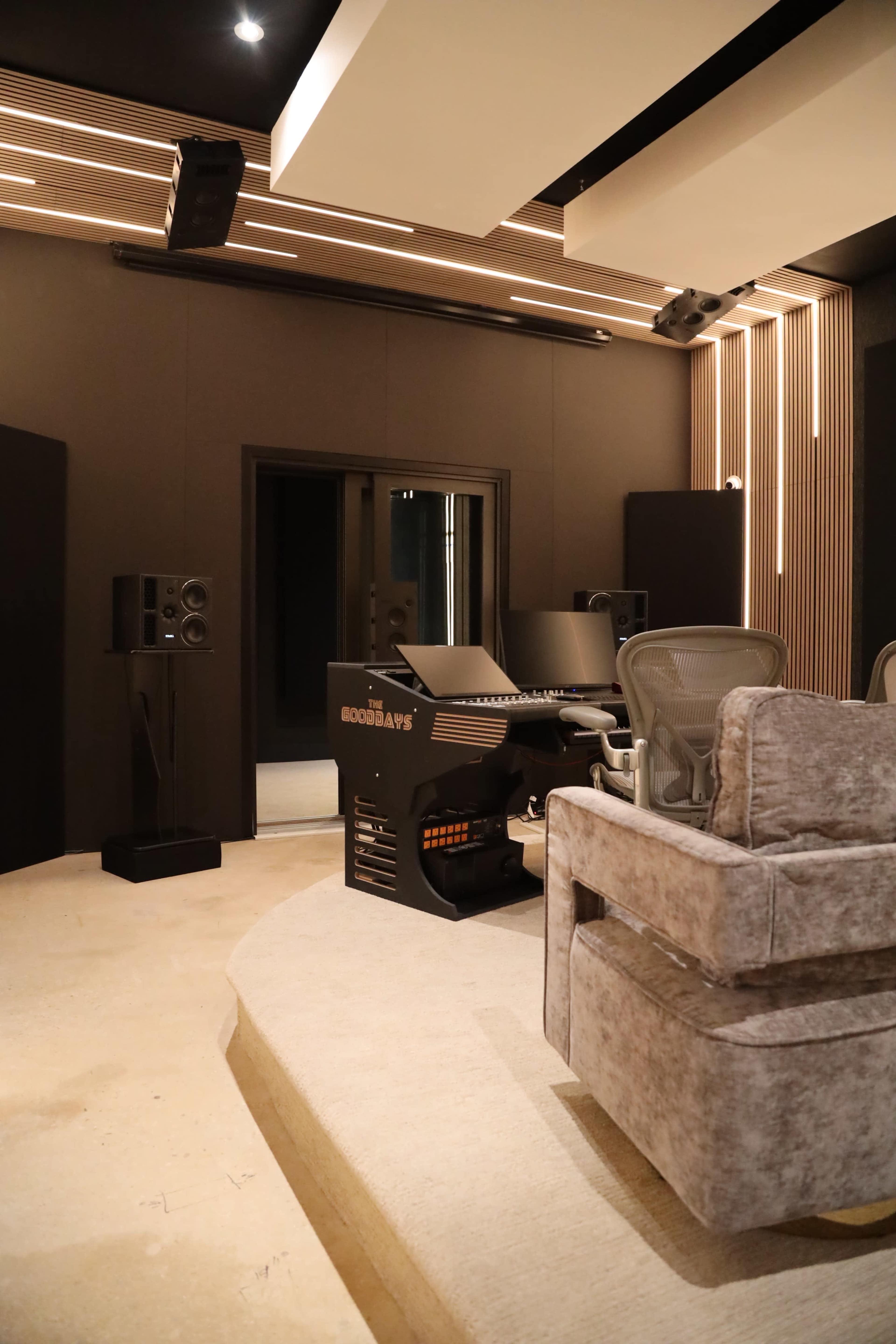 Private Gated 30ft Psych Wall With Dolby Atmos Surround Sound Image in Allapattah, Miami, FL