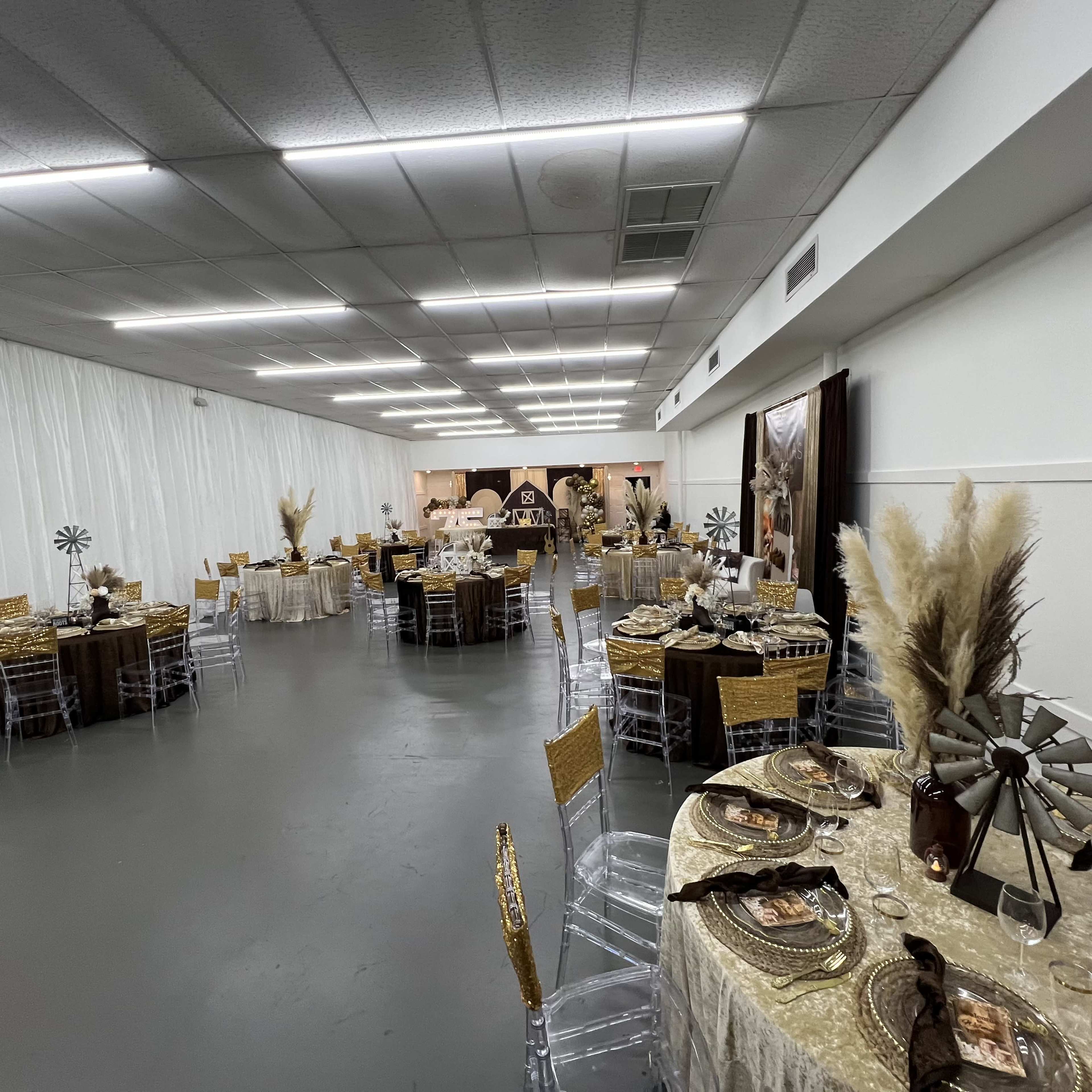 Large Event Venue Image in Winter Haven, Winter Haven, FL