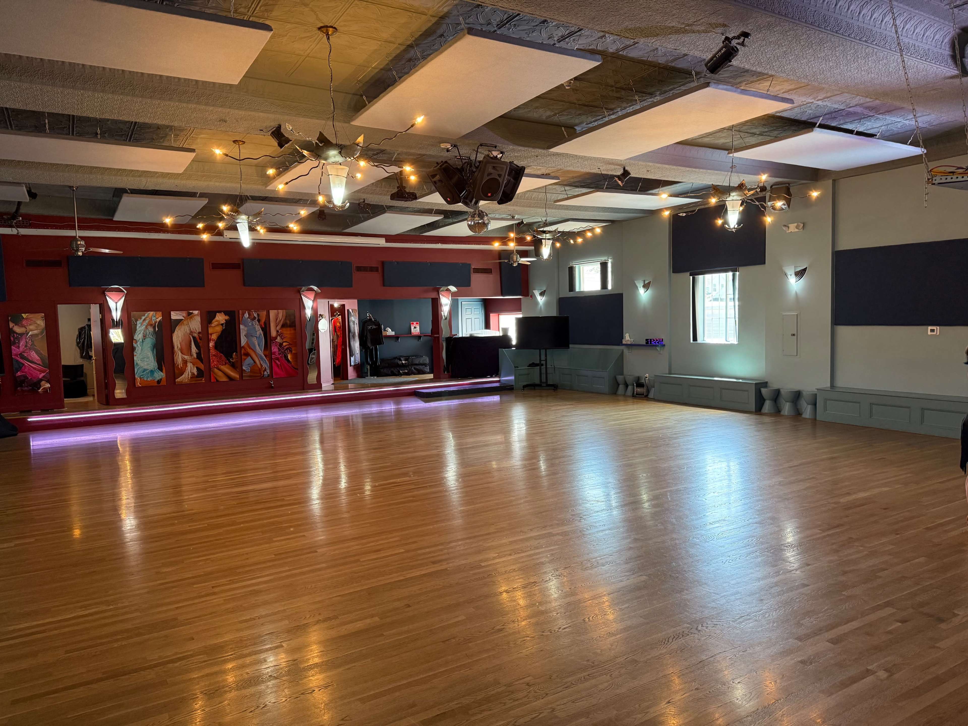 Spacious urban dance studio and event space Image in South Side, Waltham, MA