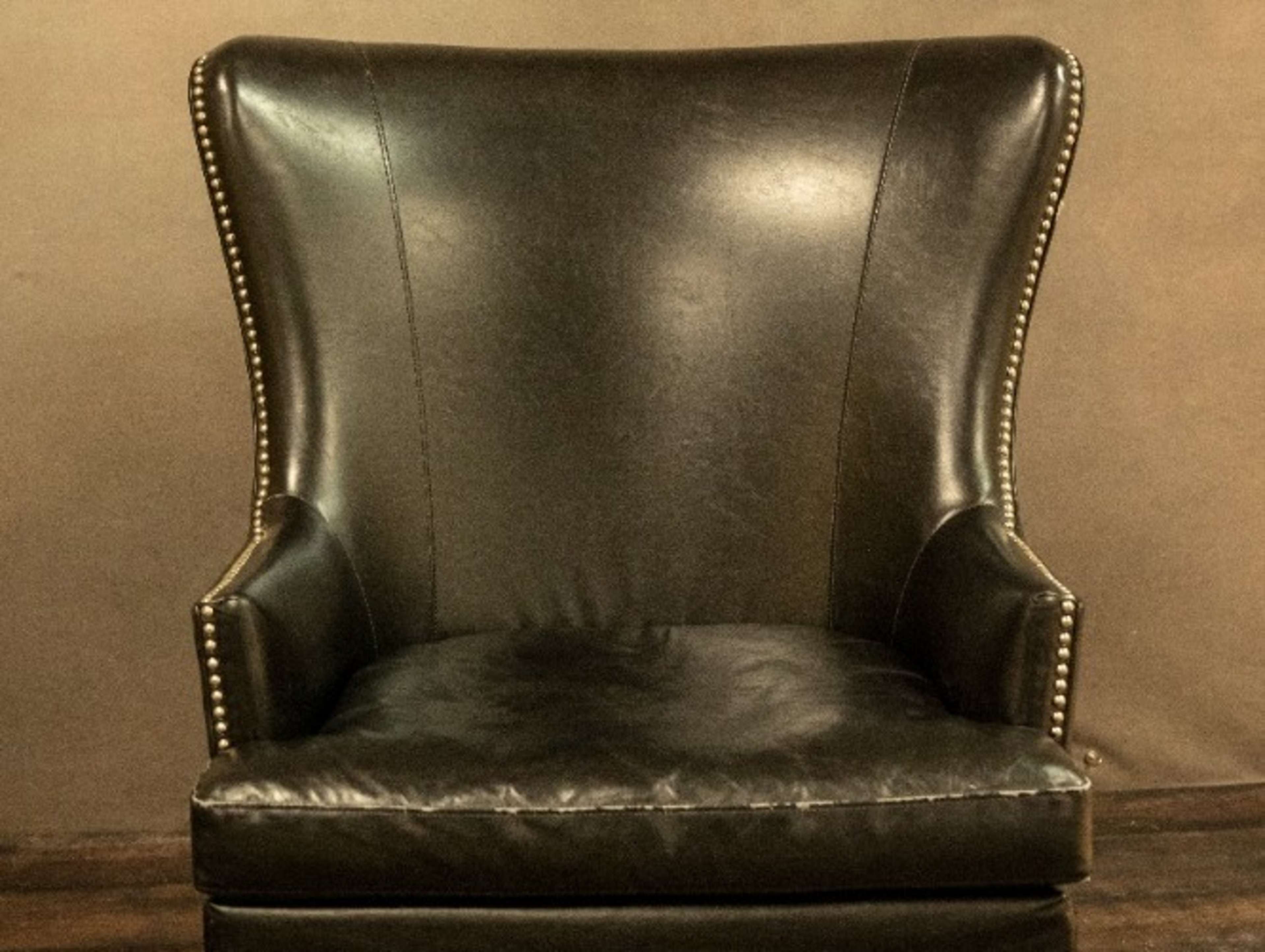 Black leatherette arm chair