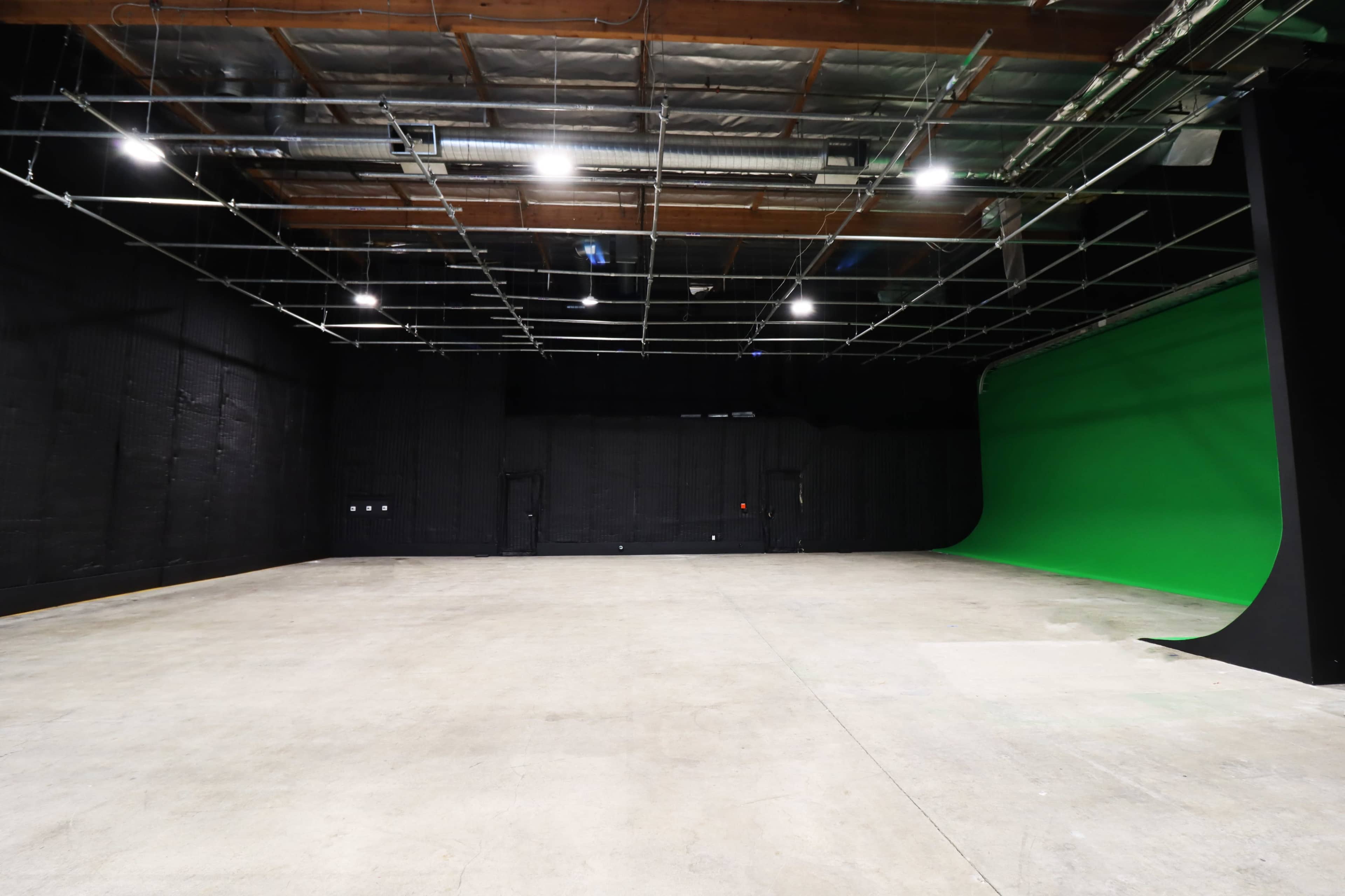 Craft Studios Calabasas – Premier Recording, Podcast, and Event Space Image in Calabasas, Calabasas, CA