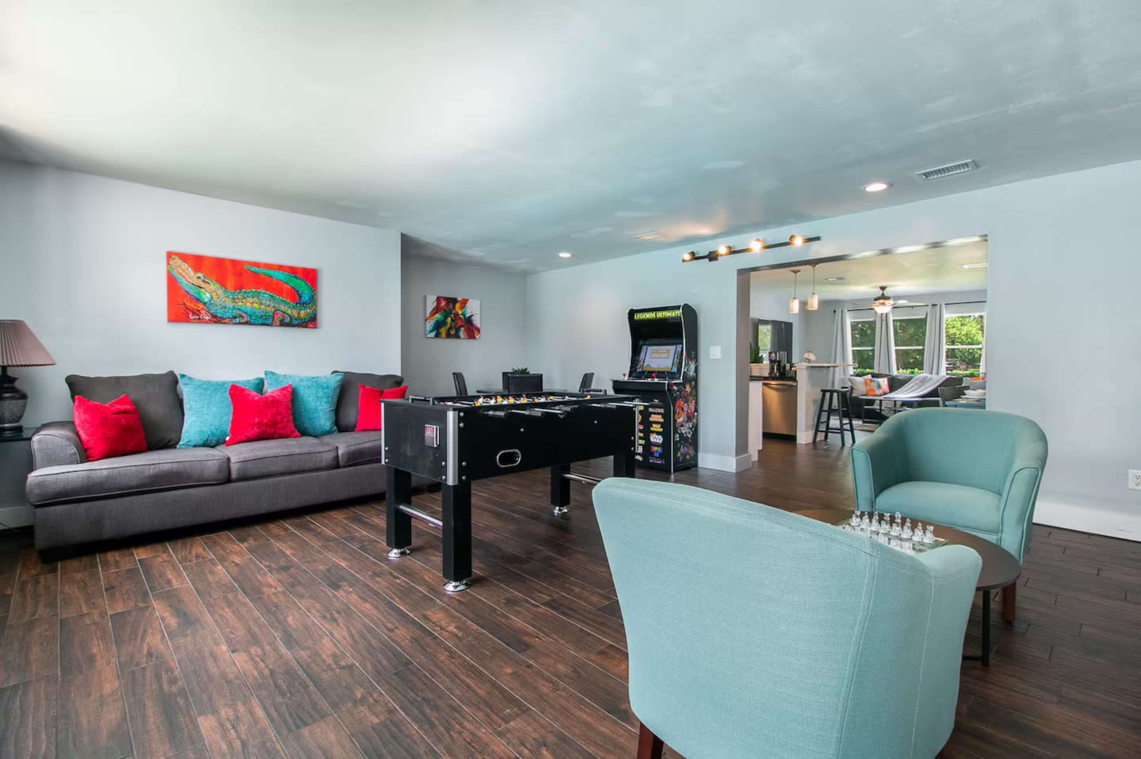 ~The Oasis House w/ New Salt Pool & Game Room| Close to Everything in Gainesville~ Image in Woodland Terrace, Gainesville, FL