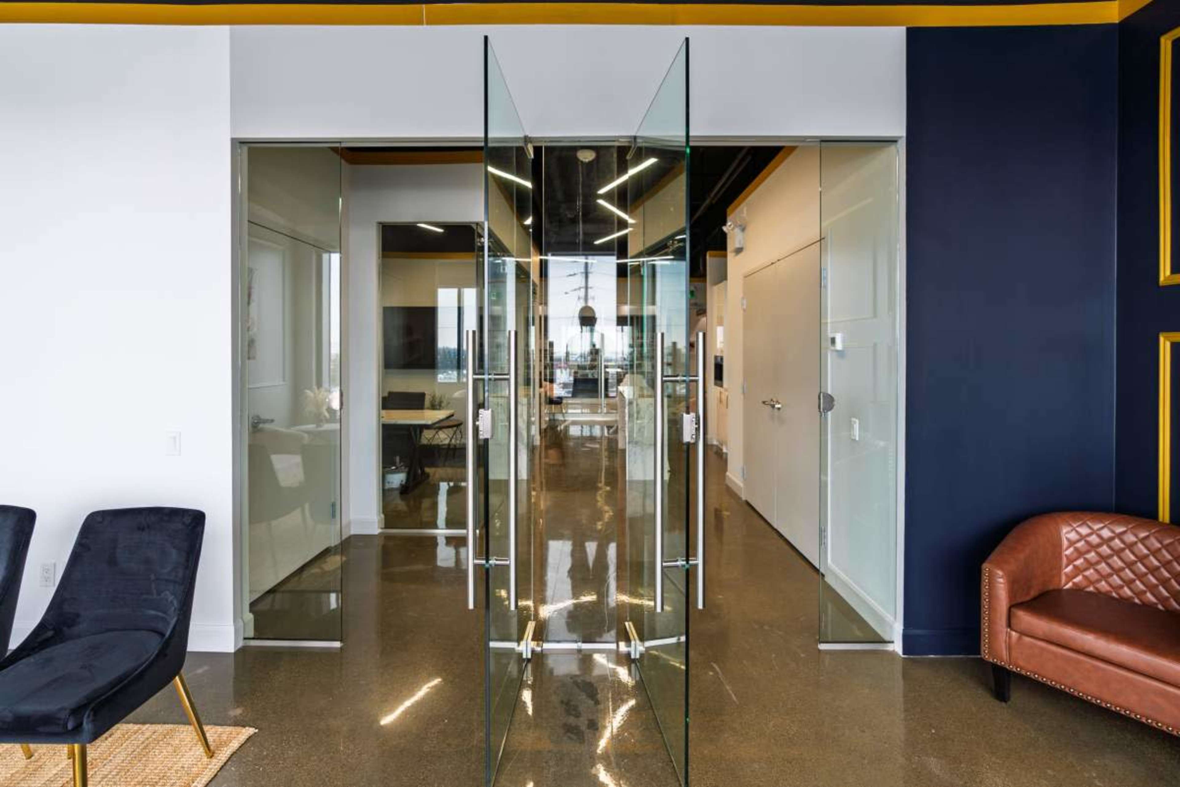 High-End Office Located In The Heart Of Woodbridge Image in Woodbridge, Woodbridge, ON