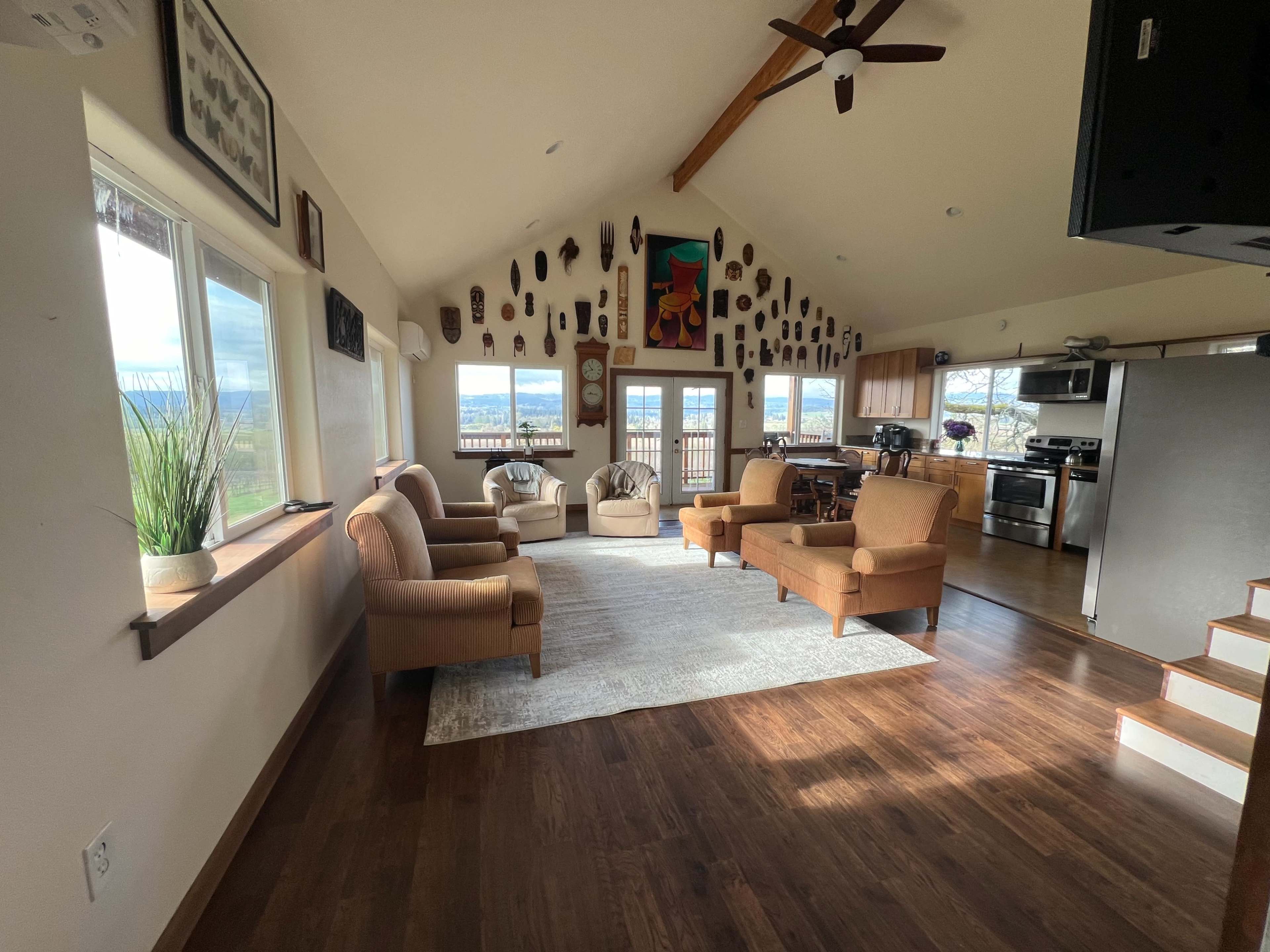 Farm House Loft Image in , Hillsboro, OR