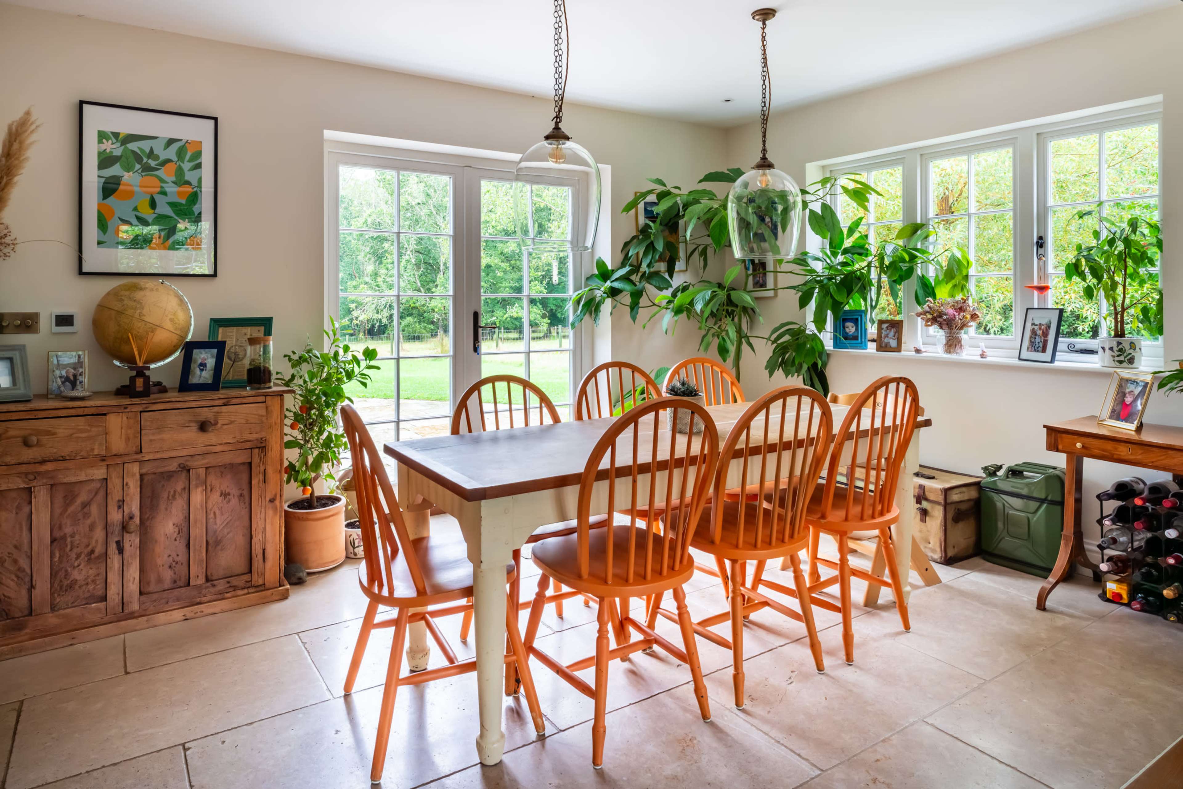 Country House with Beautiful Garden surrounded by Woodland Image in Elsted and Treyford, Midhurst, ENG