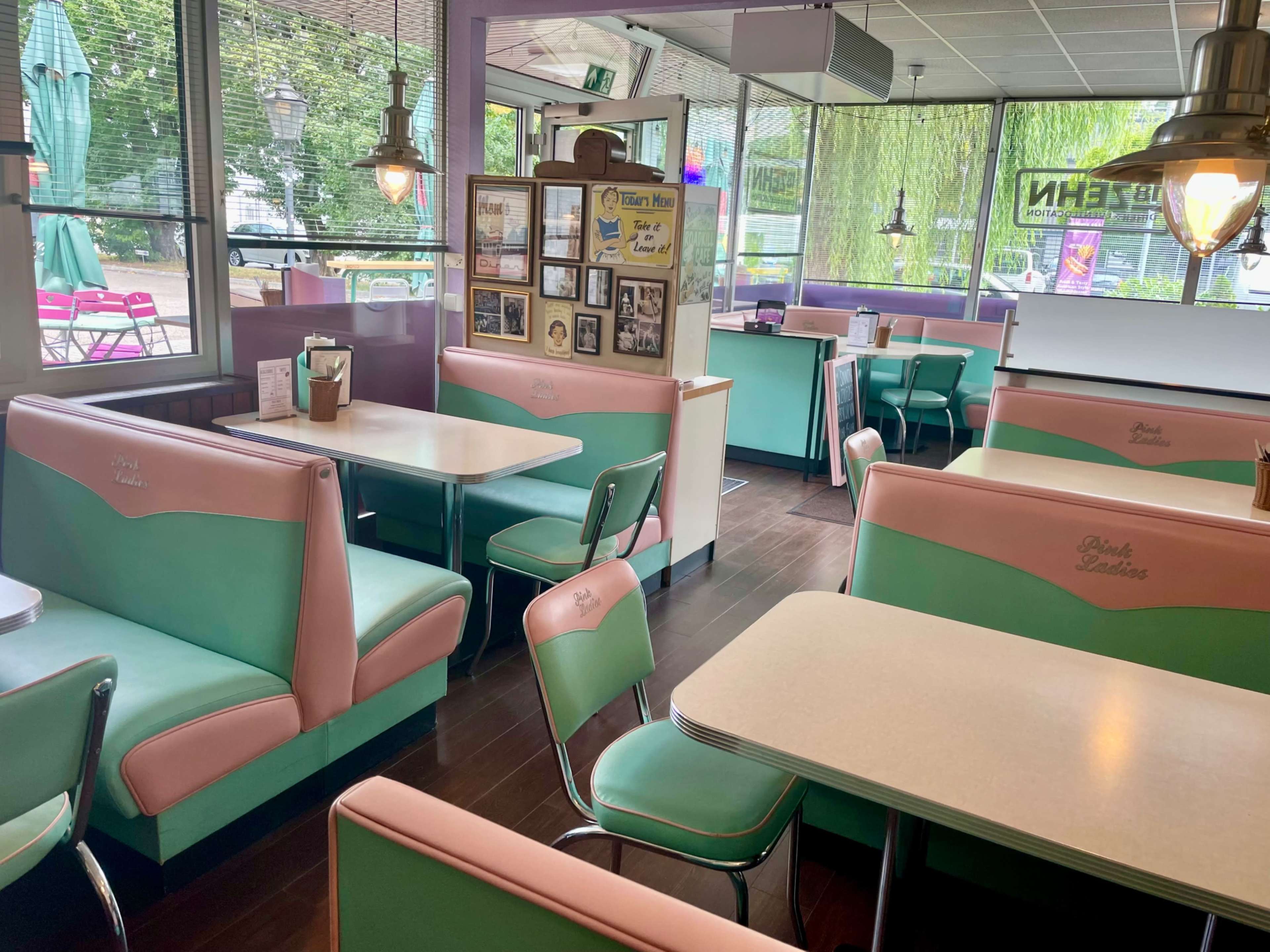 American Diner im Industriegebiet Image in , Esslingen am Neckar