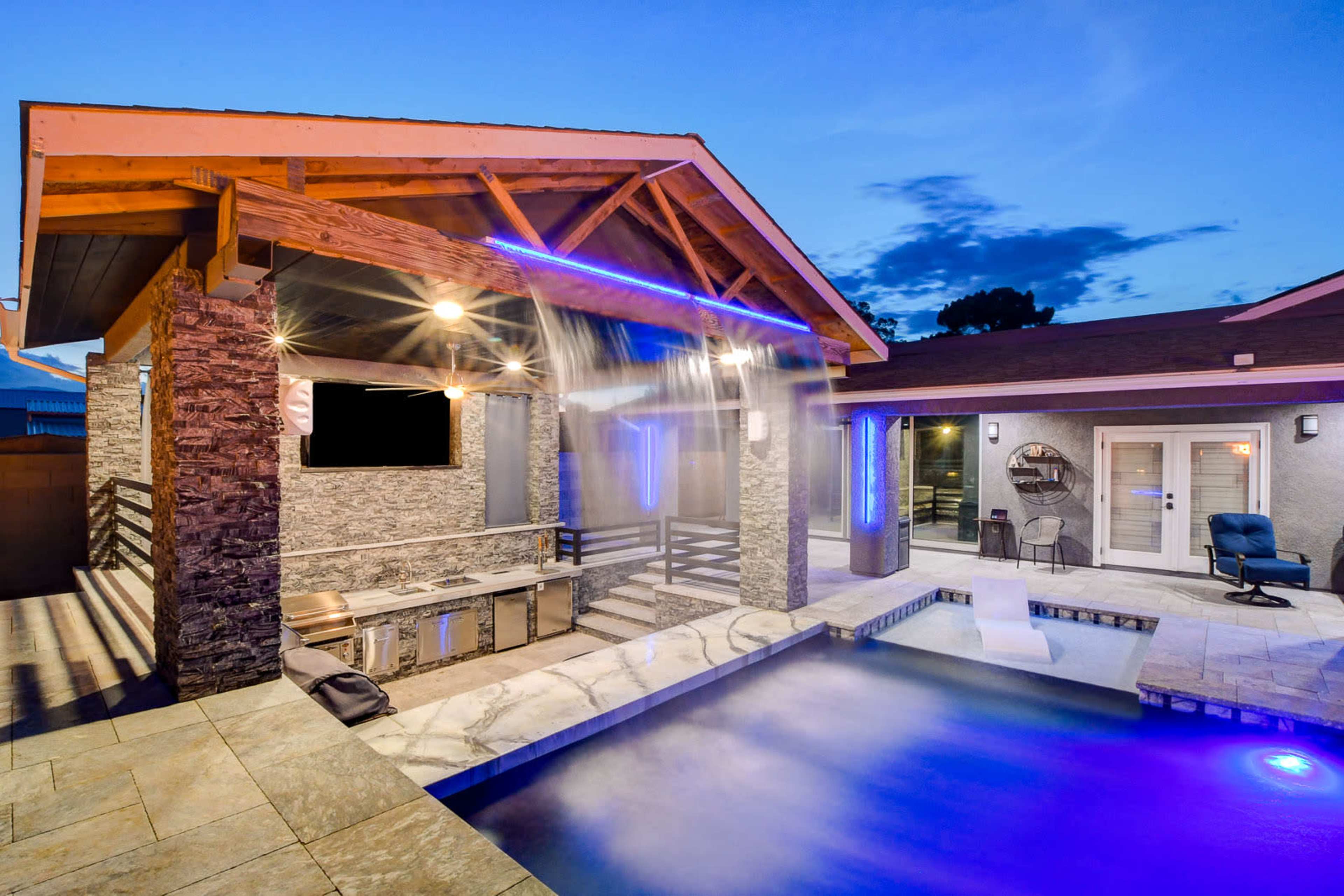 Huge Backyard with Pool, Spa and In-Ground BBQ Area Image in Tule Springs, Las Vegas, NV