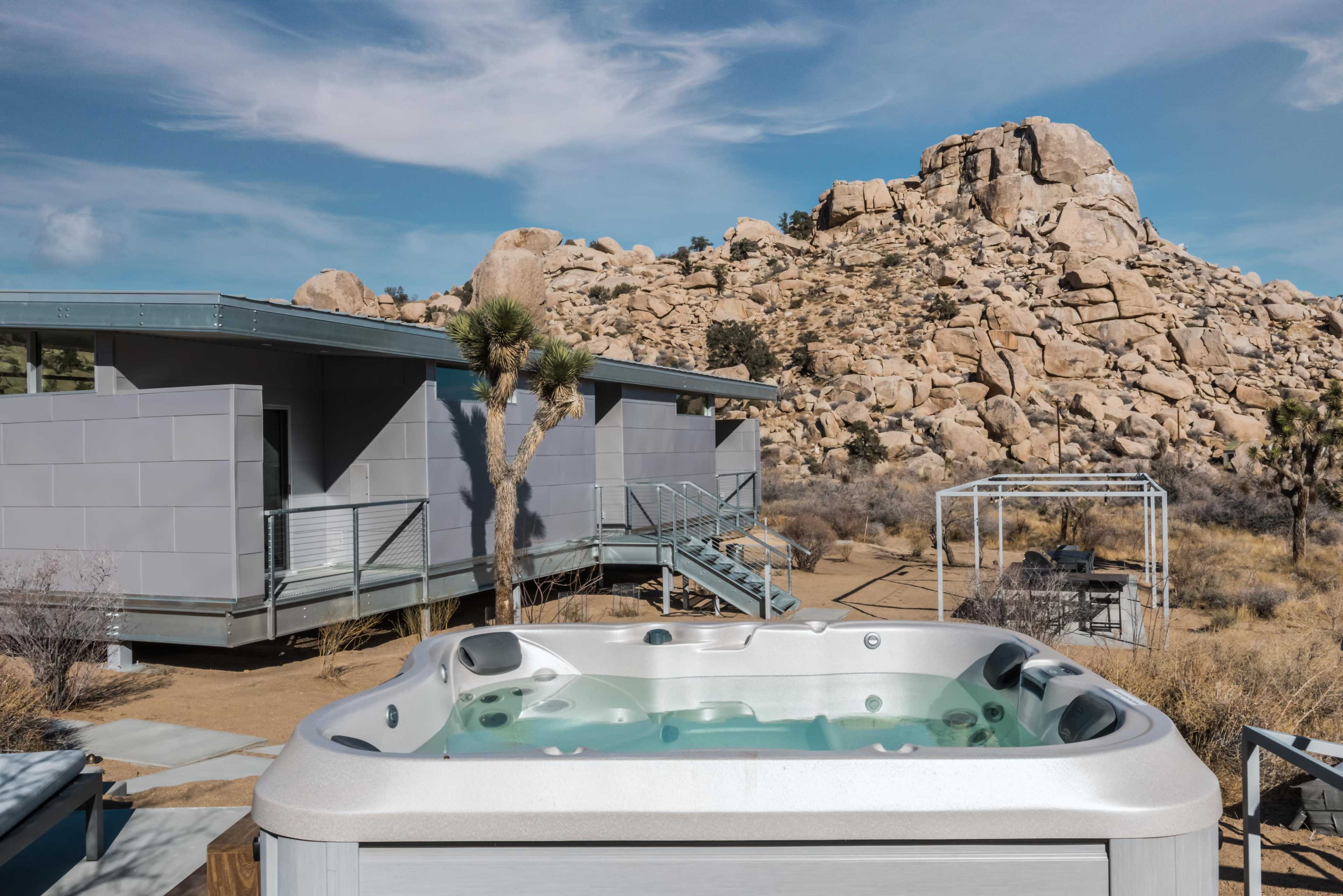 Hi-Desert Fade Image in , Pioneertown, CA