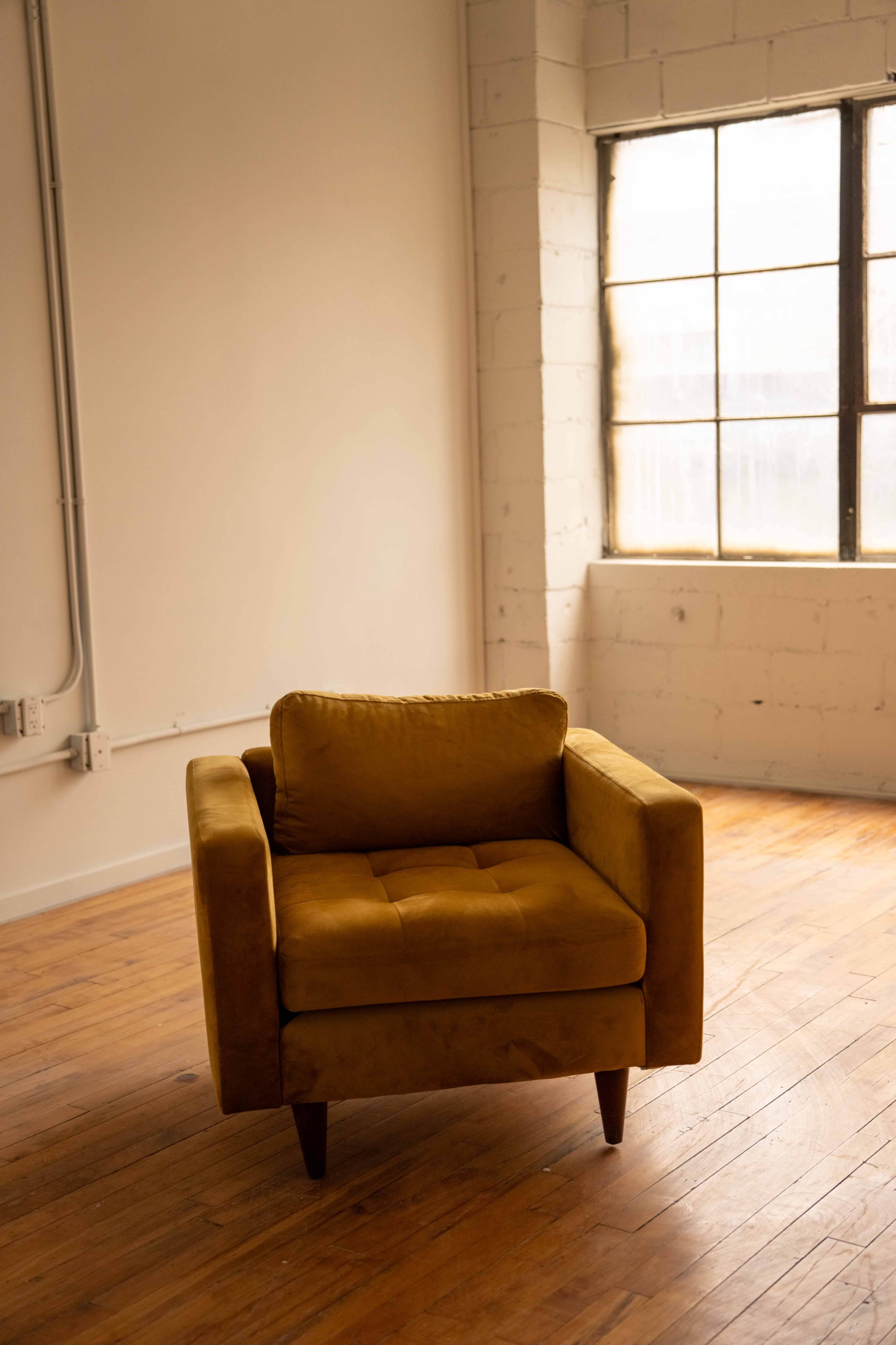 Queen West Multi Studio facility Image in Niagara, Toronto, ON