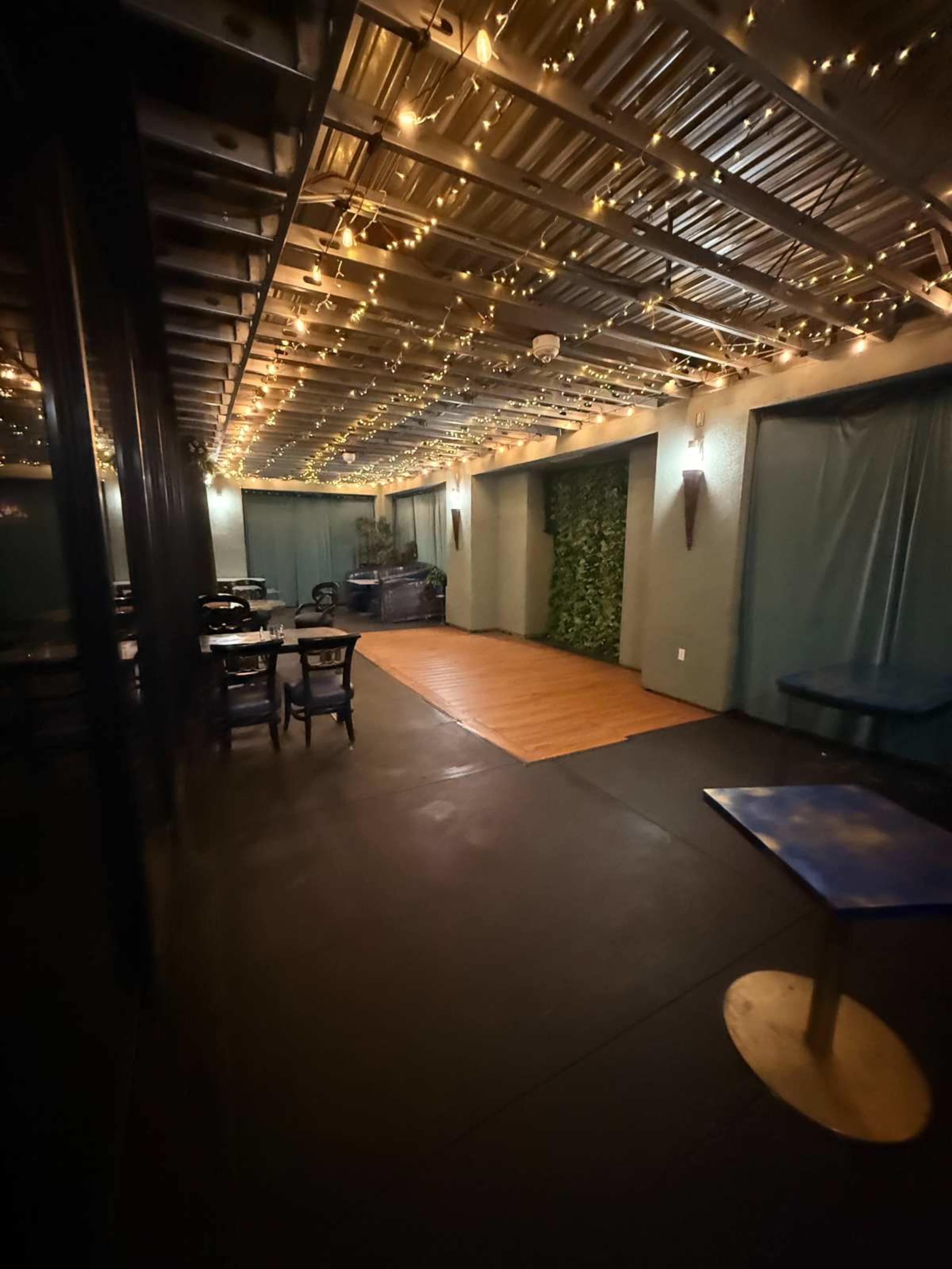 Live-Jazz Ready Stylish Multi-Use Restaurant space at The Mall Image in Paradise, Las Vegas, NV