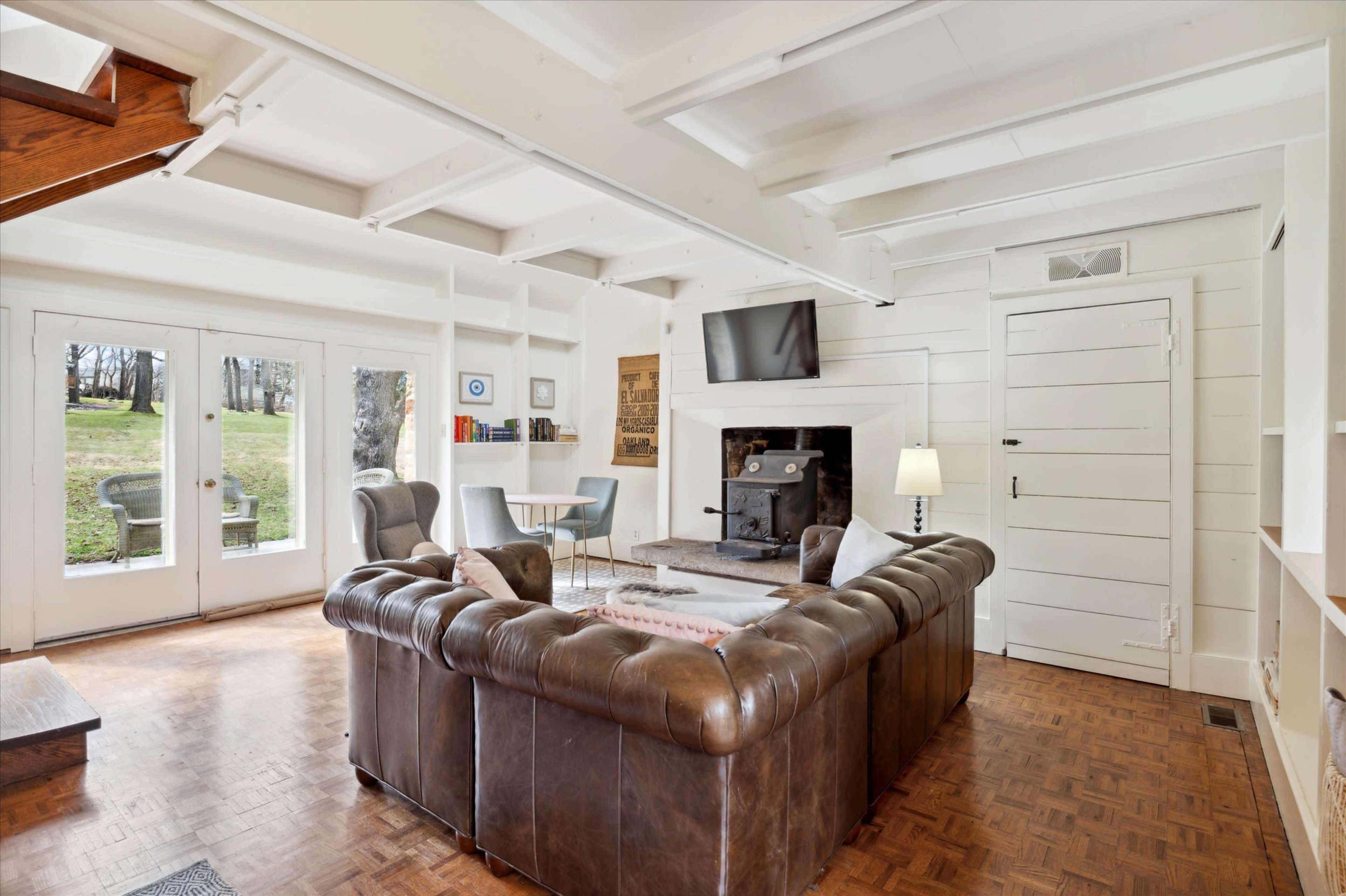 Historic Private Cottage Image in Pike Creek, Newark, DE