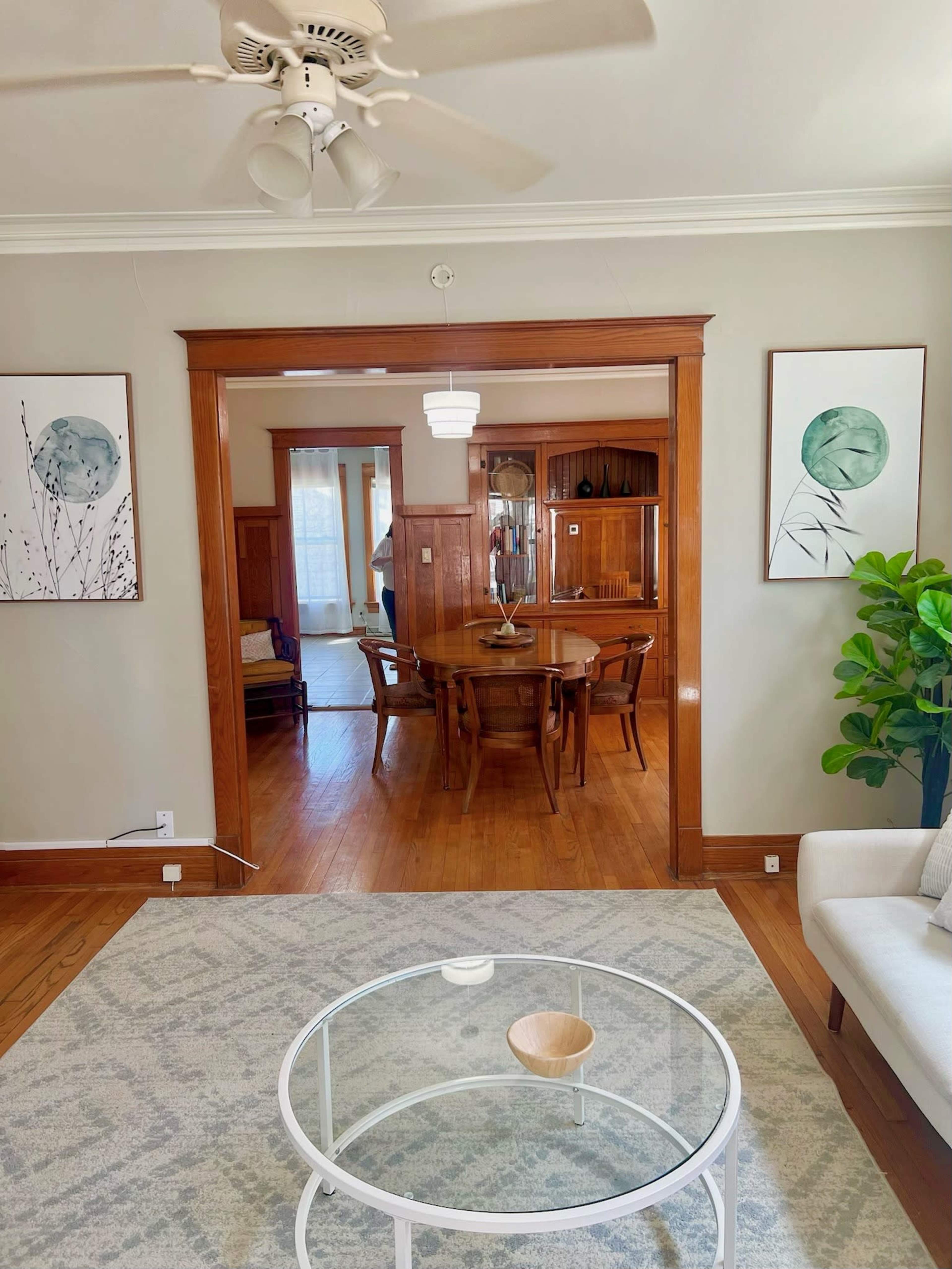 “Inspiring Creative Duplex | Perfect for Photoshoots, Workshops & Gatherings” Image in Washington Heights, Milwaukee, WI