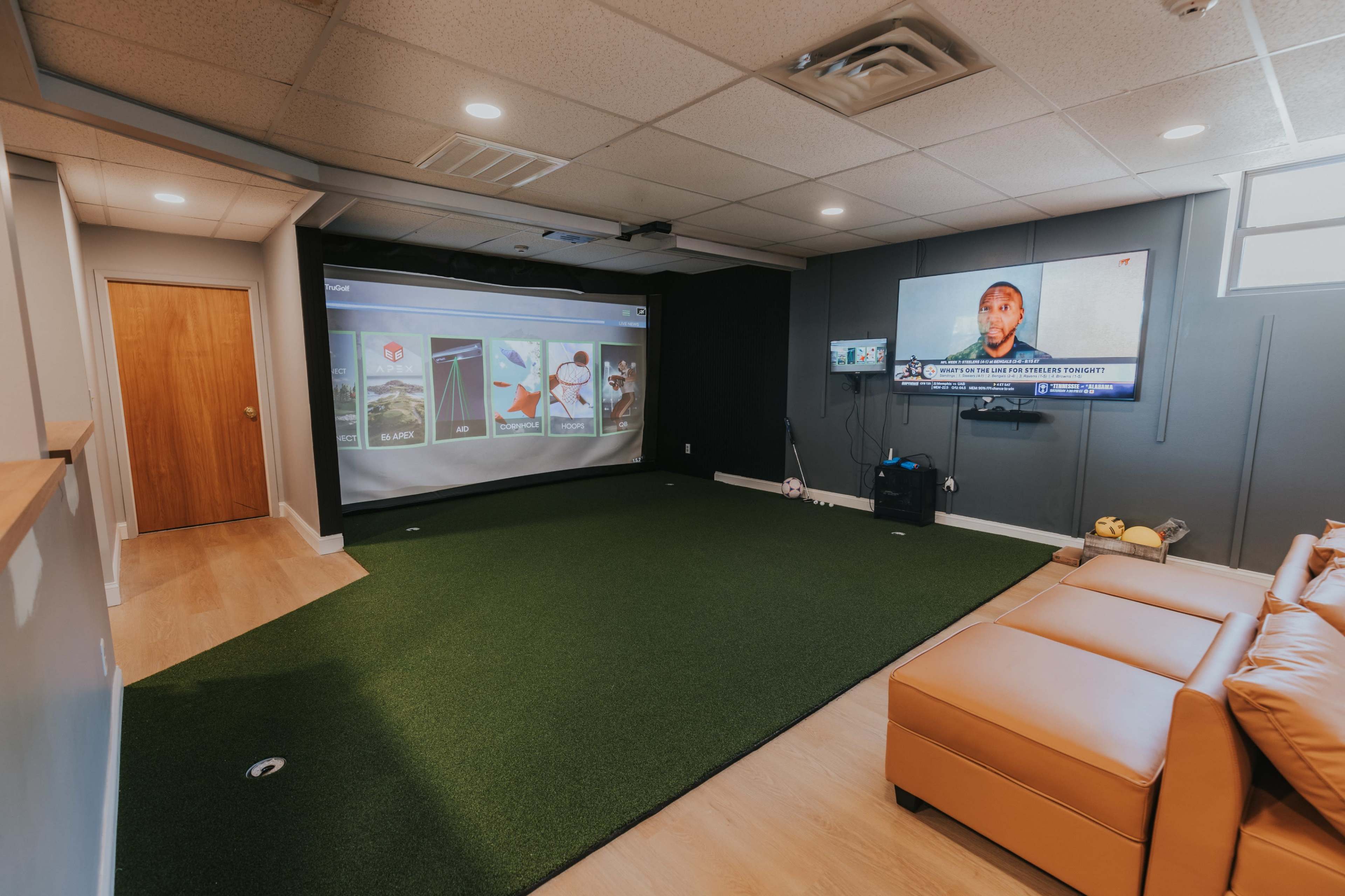 Private Party Space with Built-in Entertainment Image in Rutherford, Rutherford, NJ