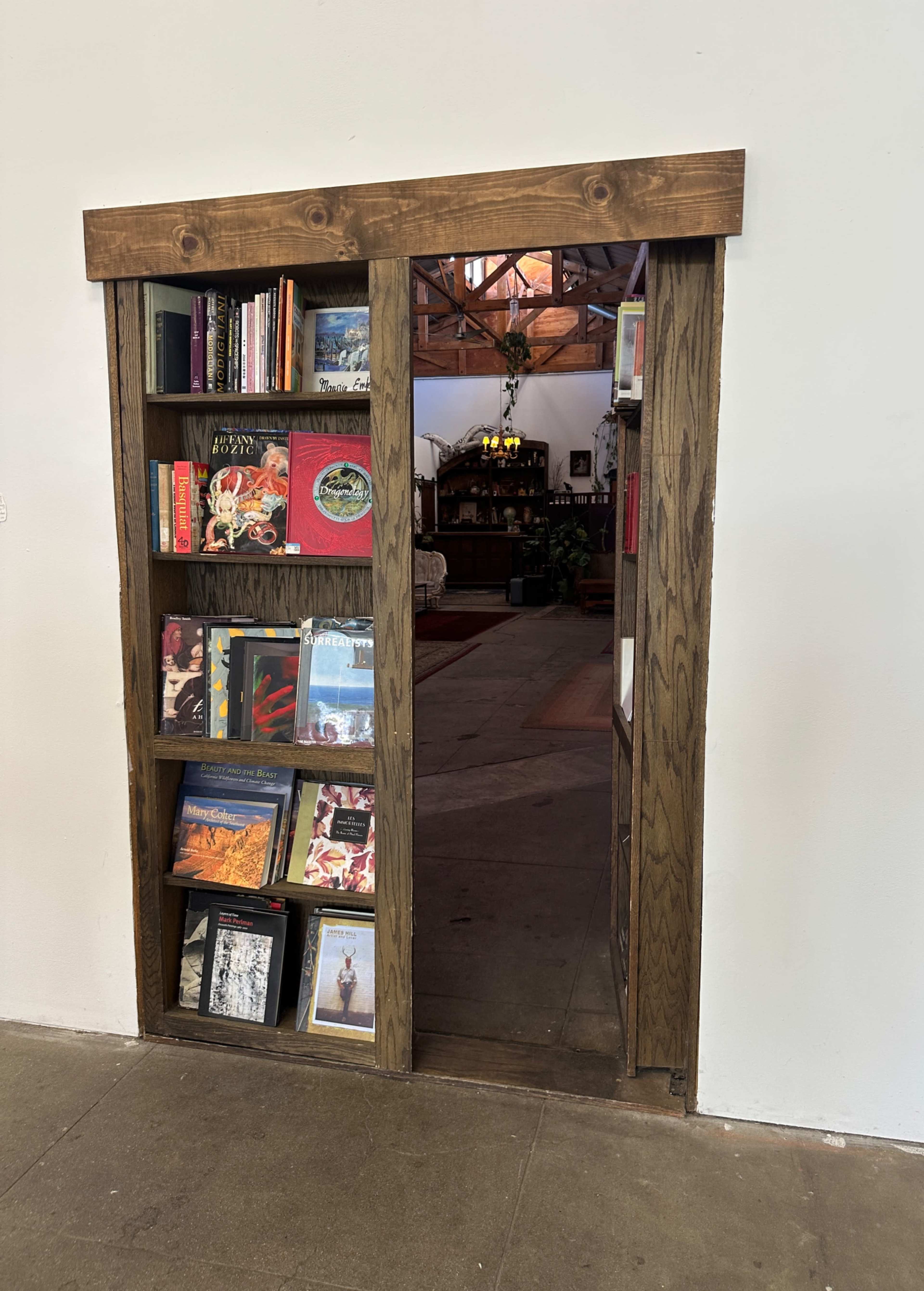 Art Gallery + Hidden Living Room Perfect for Creative Events Image in Lincoln Heights, Los Angeles, CA