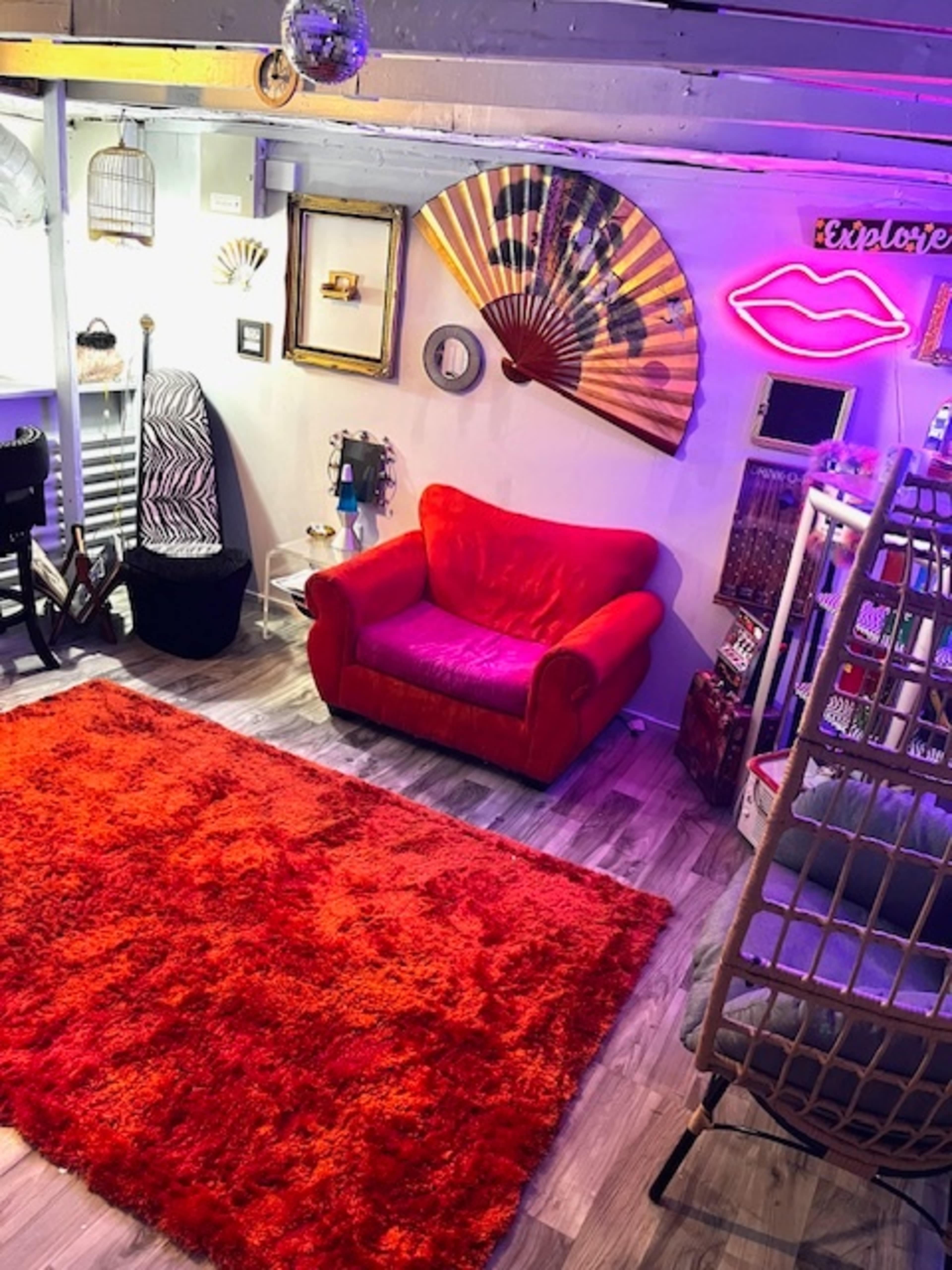 Vintage Speakeasy Photoshoot/Videoshoot Space Image in Inman Park, Atlanta, GA