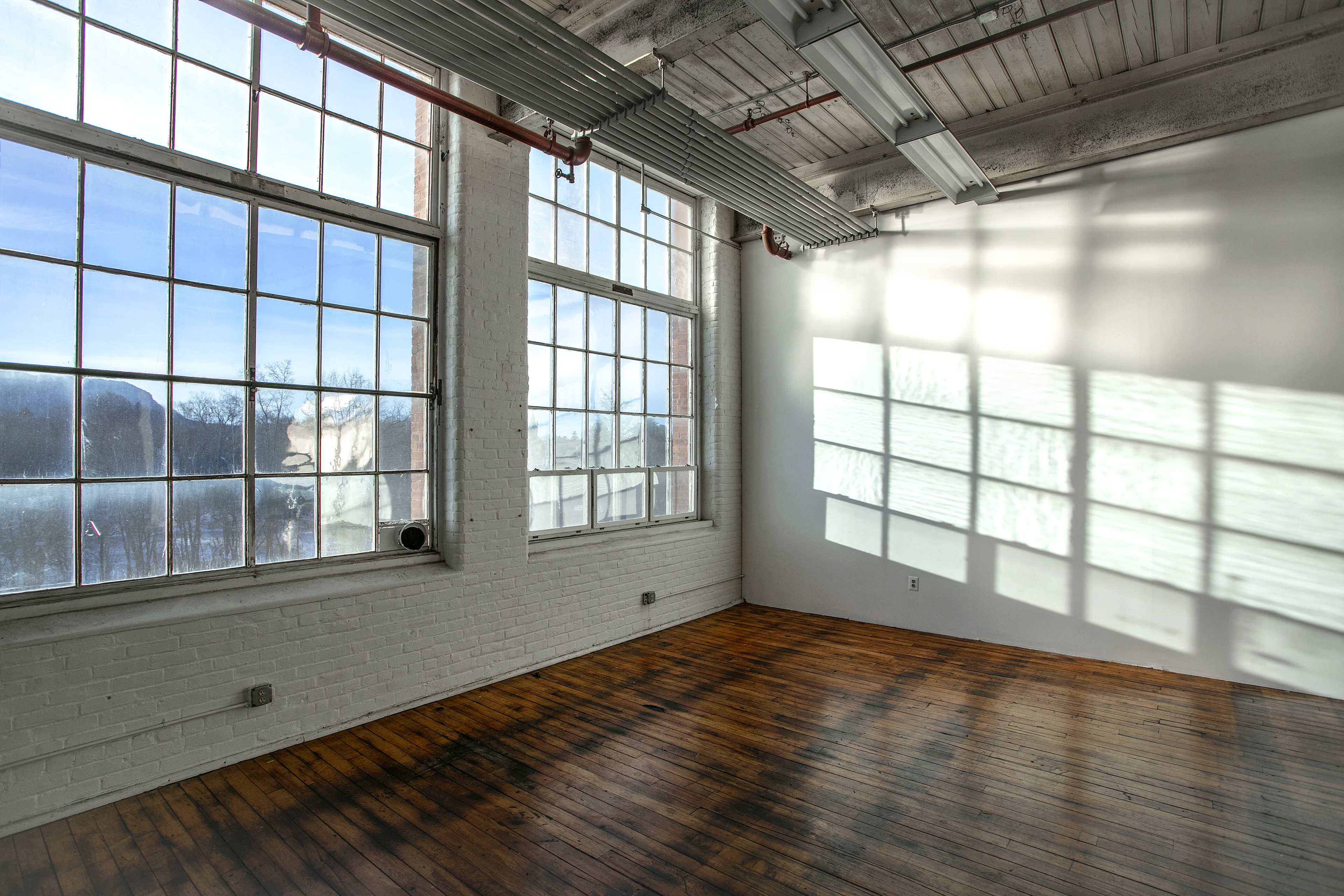 theSTUDIO x DAVIDHEISLER - daylight photography studio Image in Easthampton, Easthampton, MA