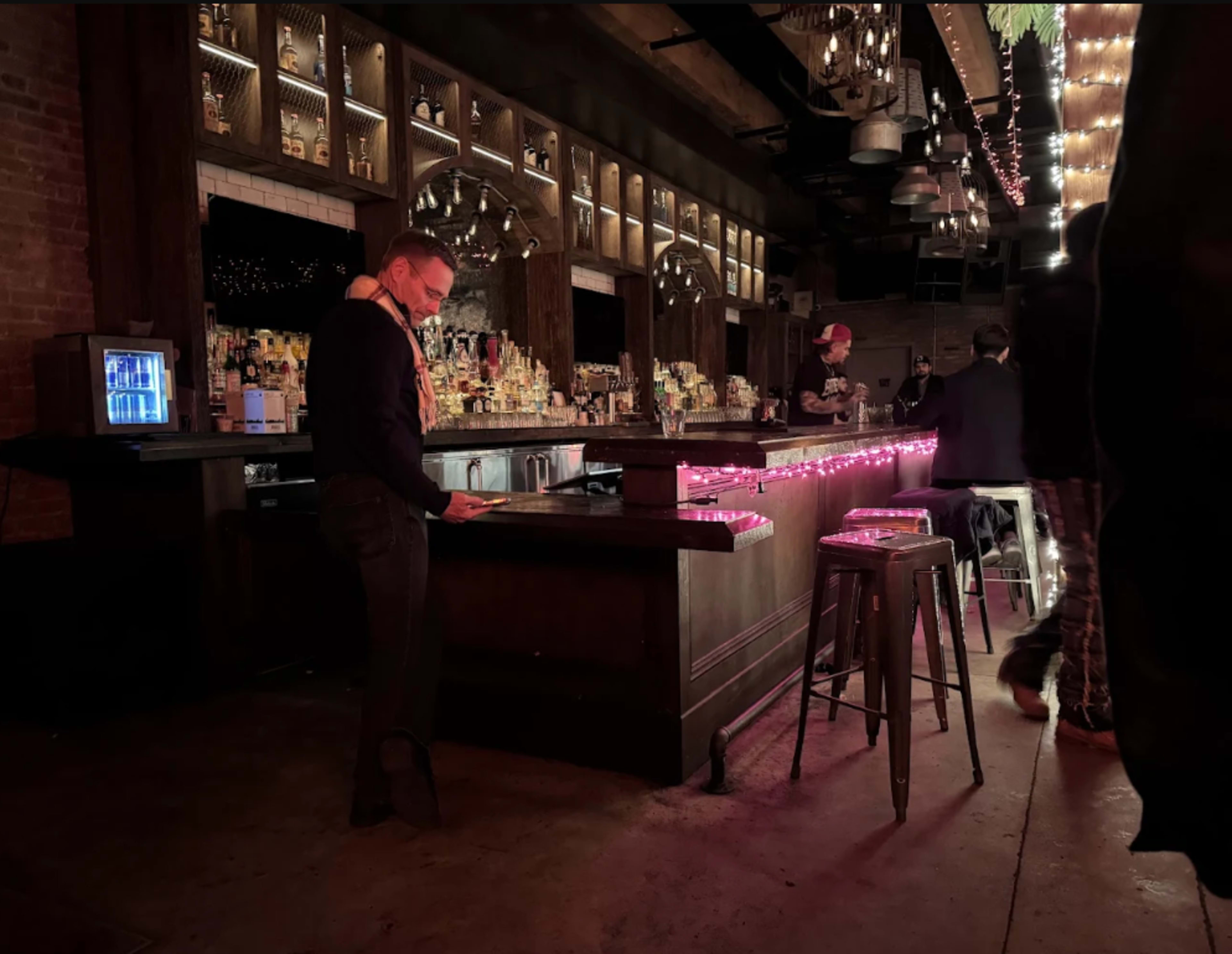 Downtown Restaurant with a Speakeasy Image in Near West Side, Chicago, IL