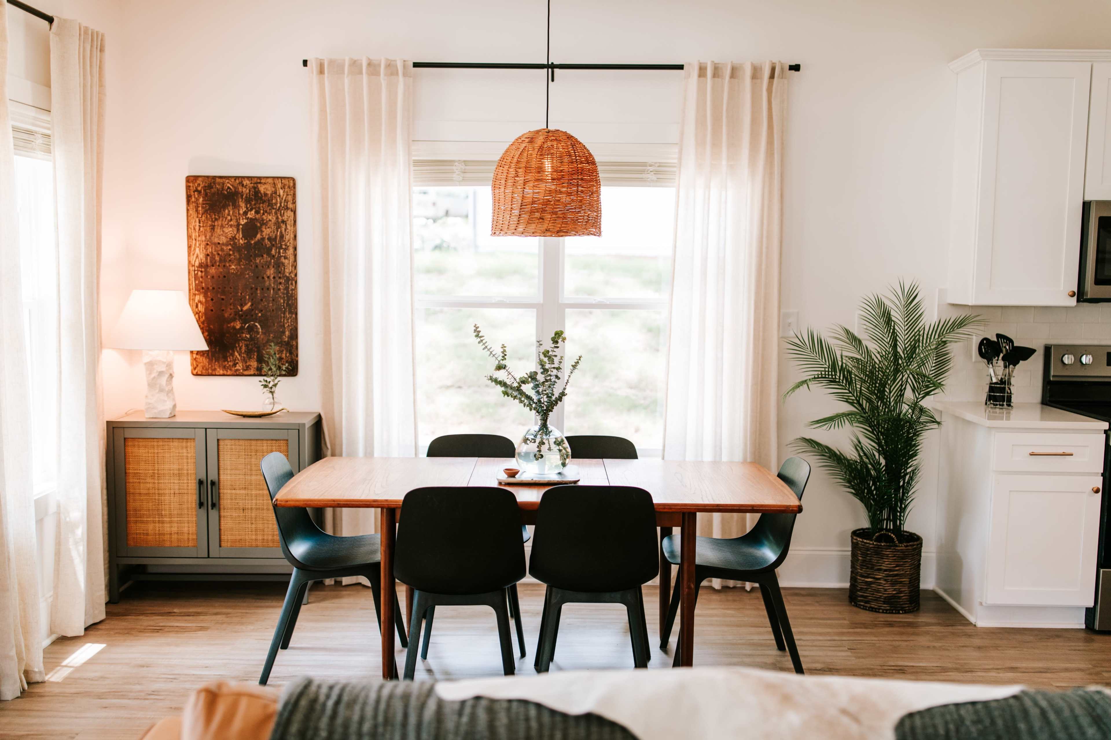 Spacious 4BR Escape Image in Athens, Athens, GA