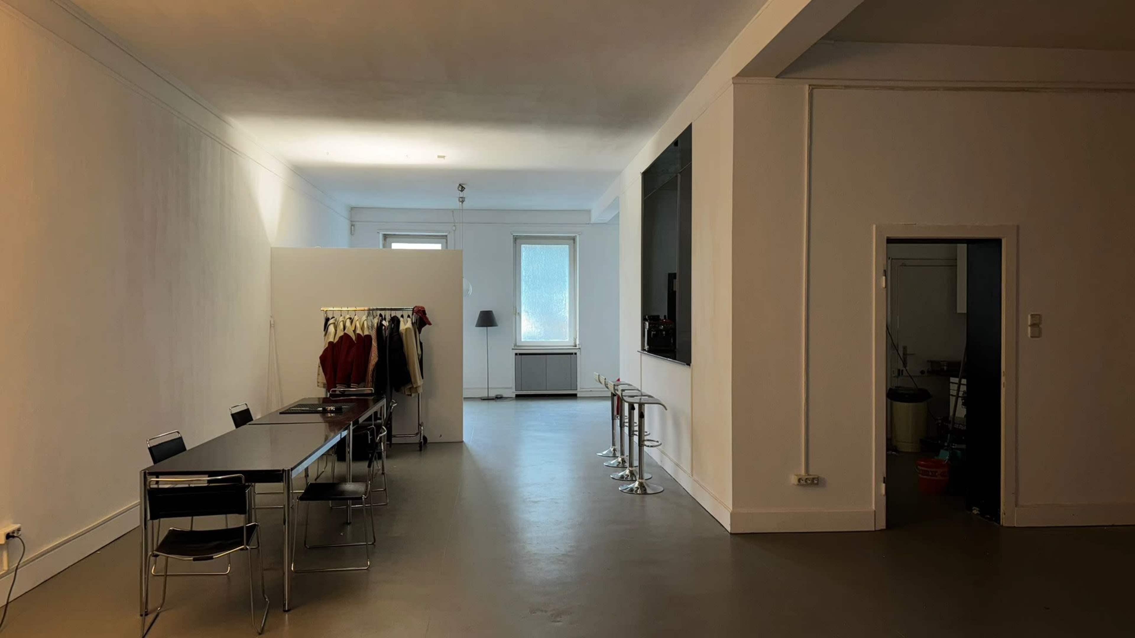 Fotostudio nähe Hauptbahnhof mit Eventmöglichkeit Image in Düsseldorf-Stadtmitte, Düsseldorf