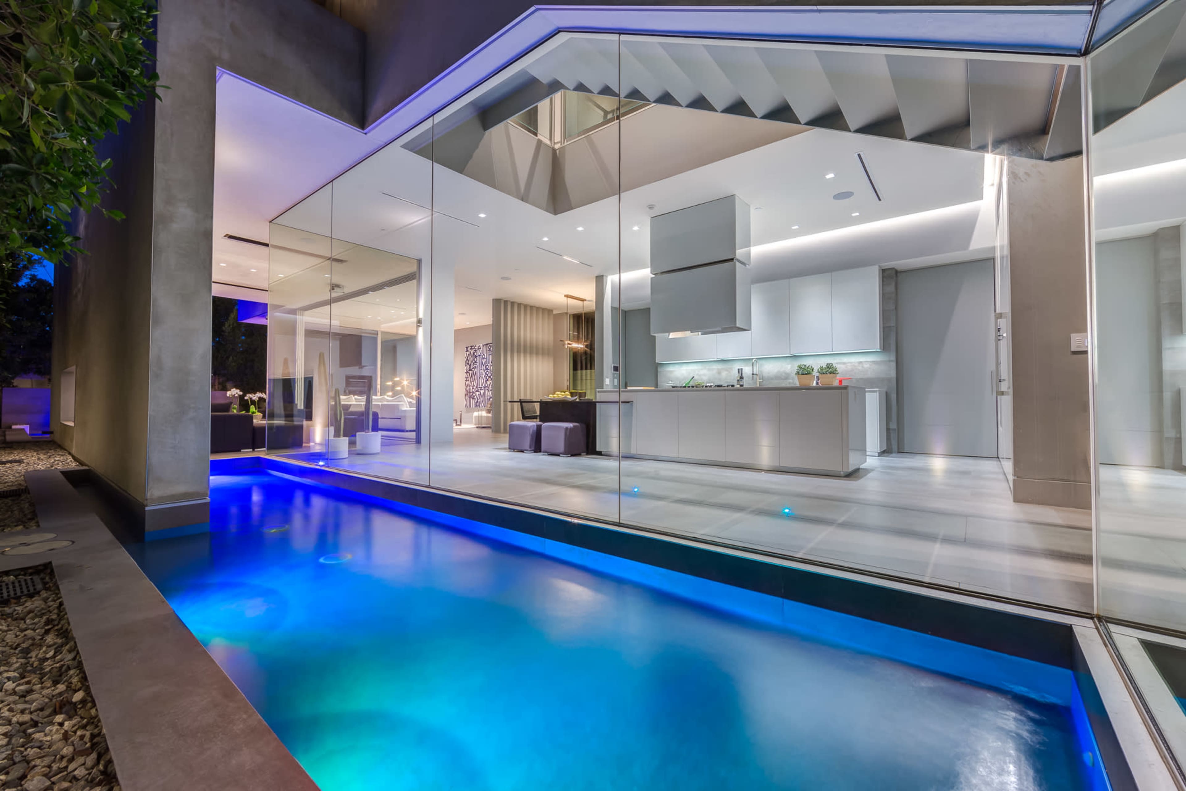 Modern Architectural Film and Photo Location Image in Beverly Grove, Los Angeles, CA