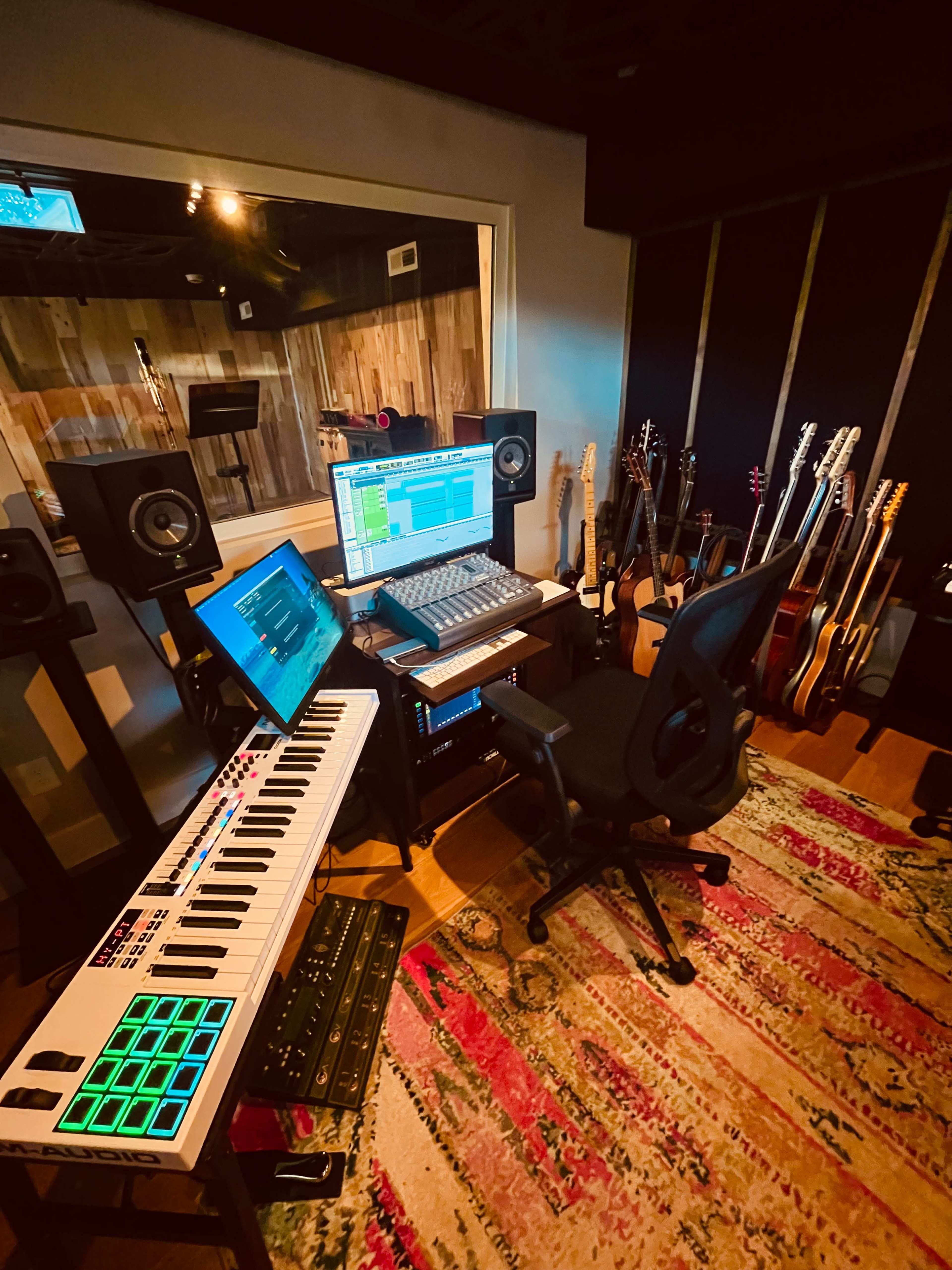 Inspiring, comfortable and well equipped professional recording studio Image in Cheswolde, Baltimore, MD
