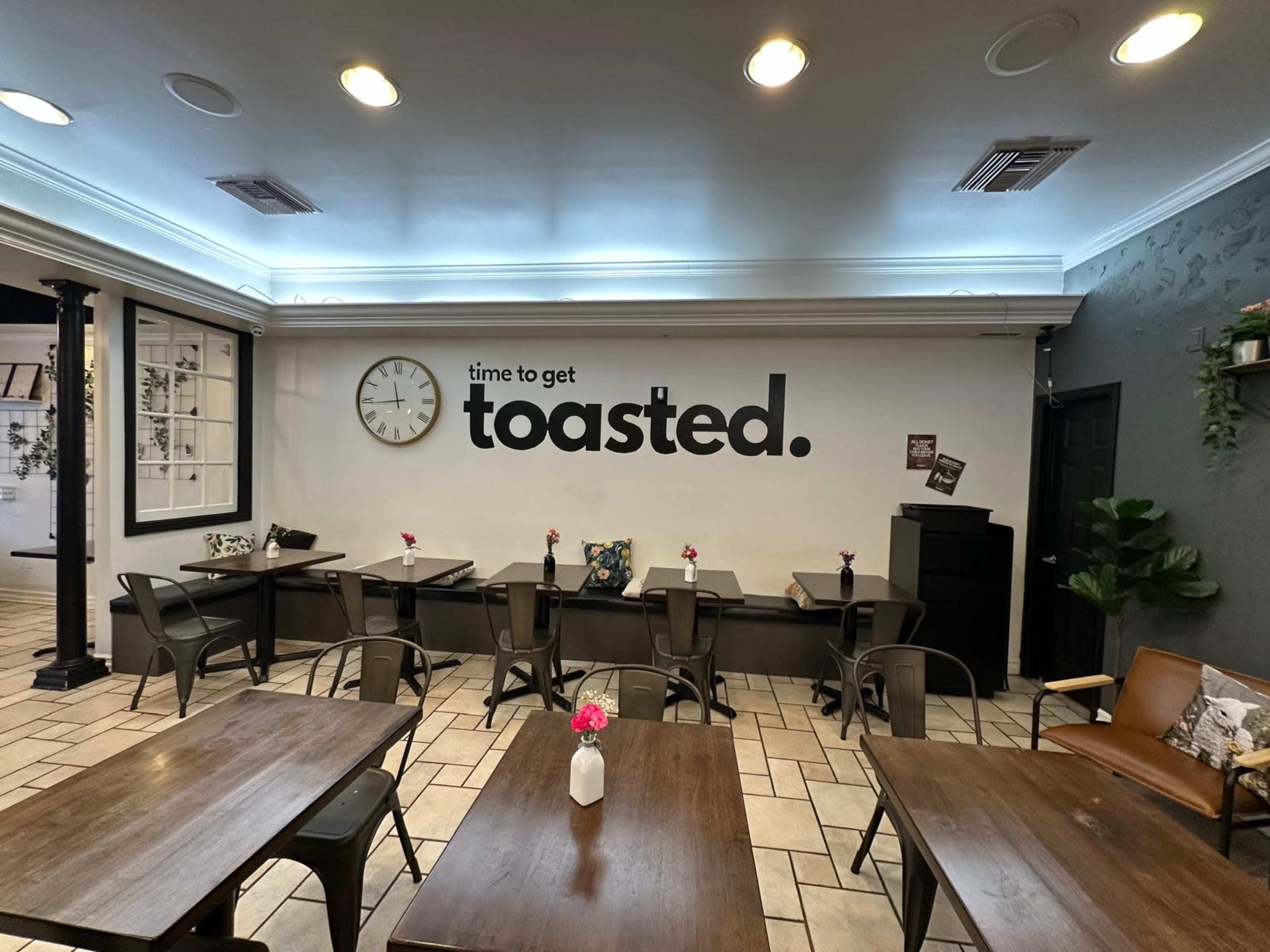 Beautiful Café in the Heart of Glendale – Perfect for Filming Image in Montrose Verdugo City, Montrose, CA